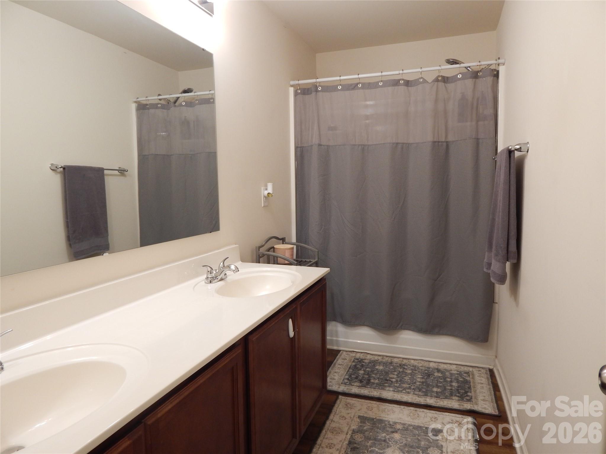 811 & 832 Chevelle Drive Property Photo 24