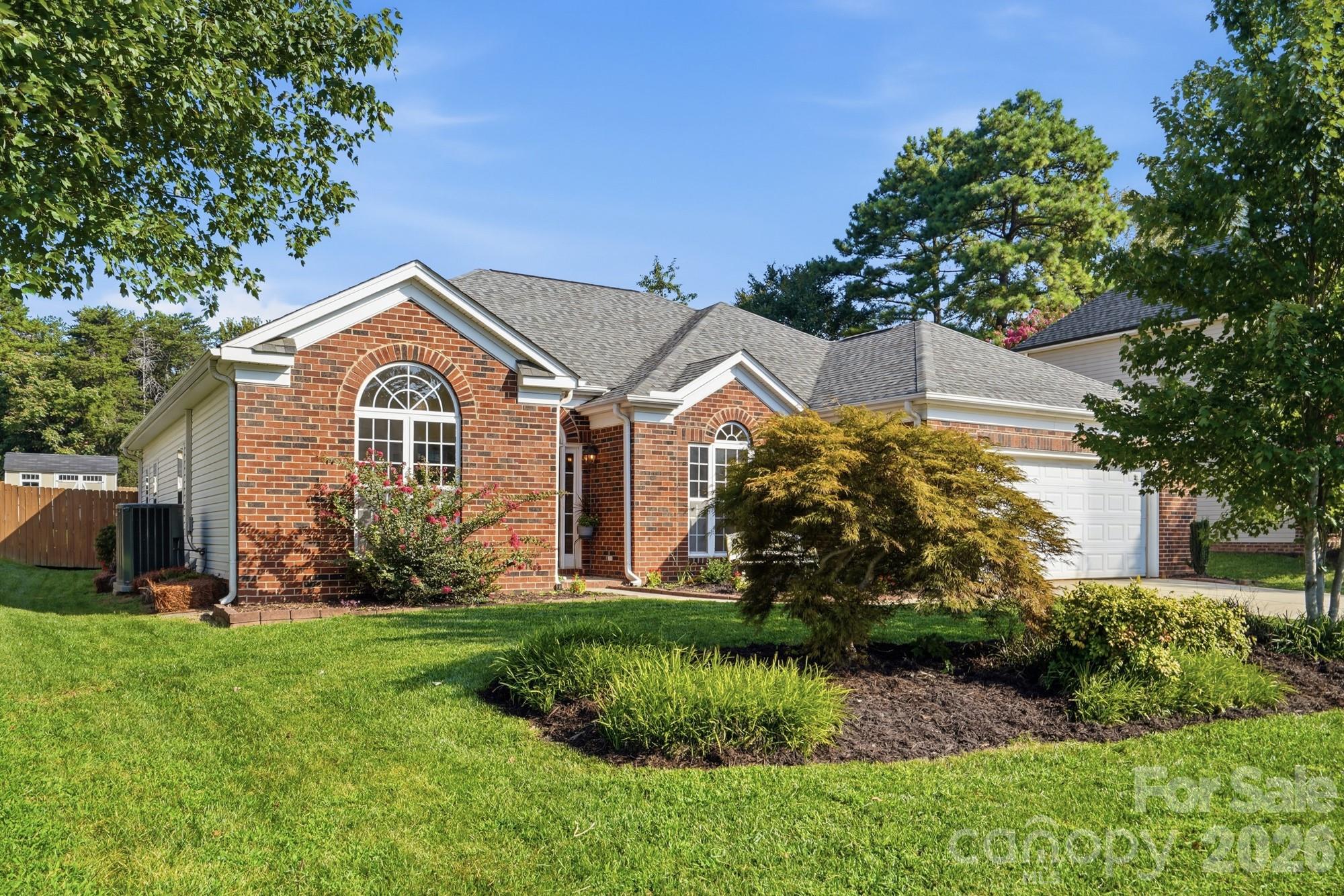 7877 Sedgebrook Drive Property Photo 4