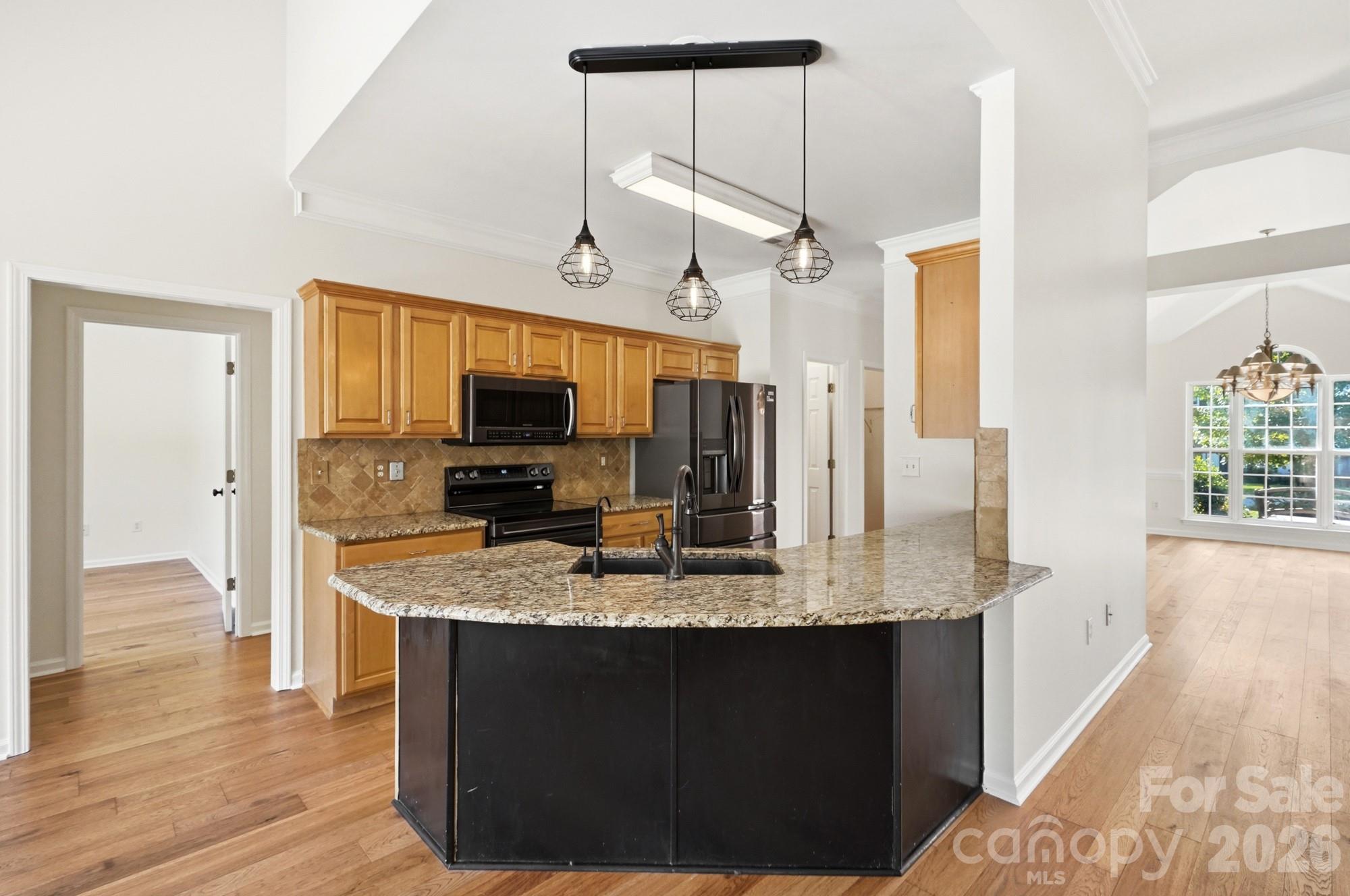 7877 Sedgebrook Drive Property Photo 19
