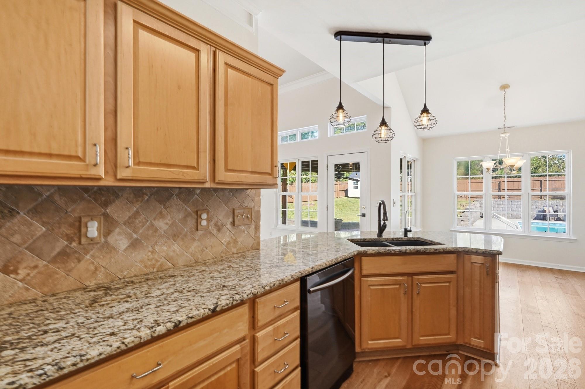 7877 Sedgebrook Drive Property Photo 22
