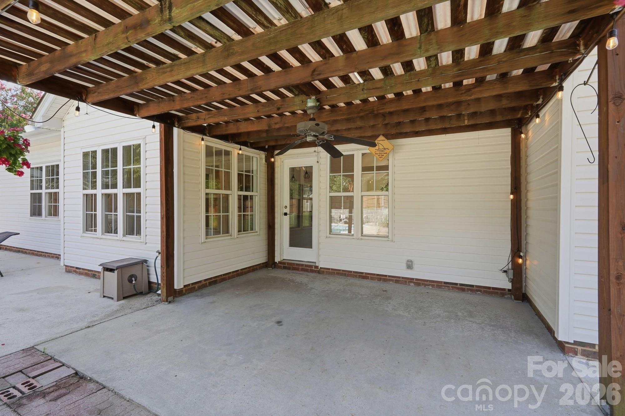 7877 Sedgebrook Drive Property Photo 36