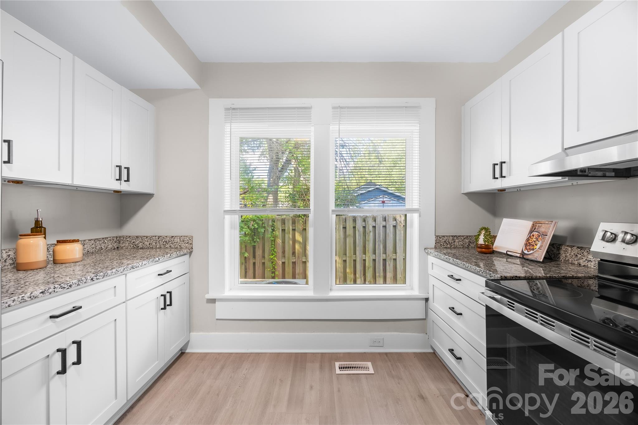 227 N Magnolia Street Property Photo 13