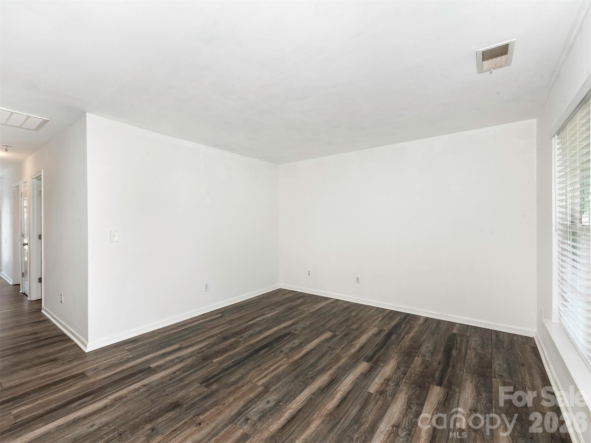 2710 Blackberry Ridge Lane Property Photo 12