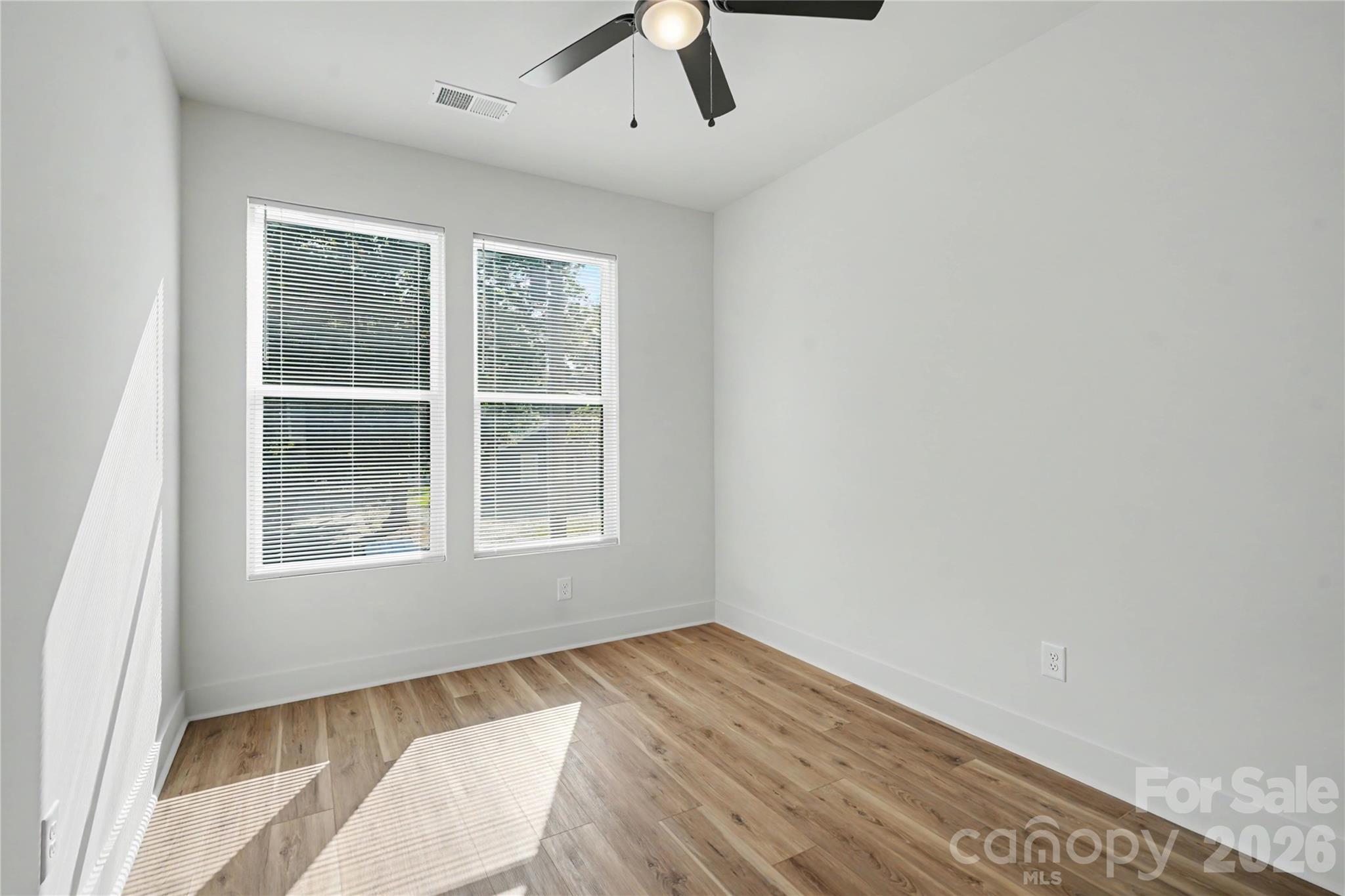 591 Central Drive Property Photo 13