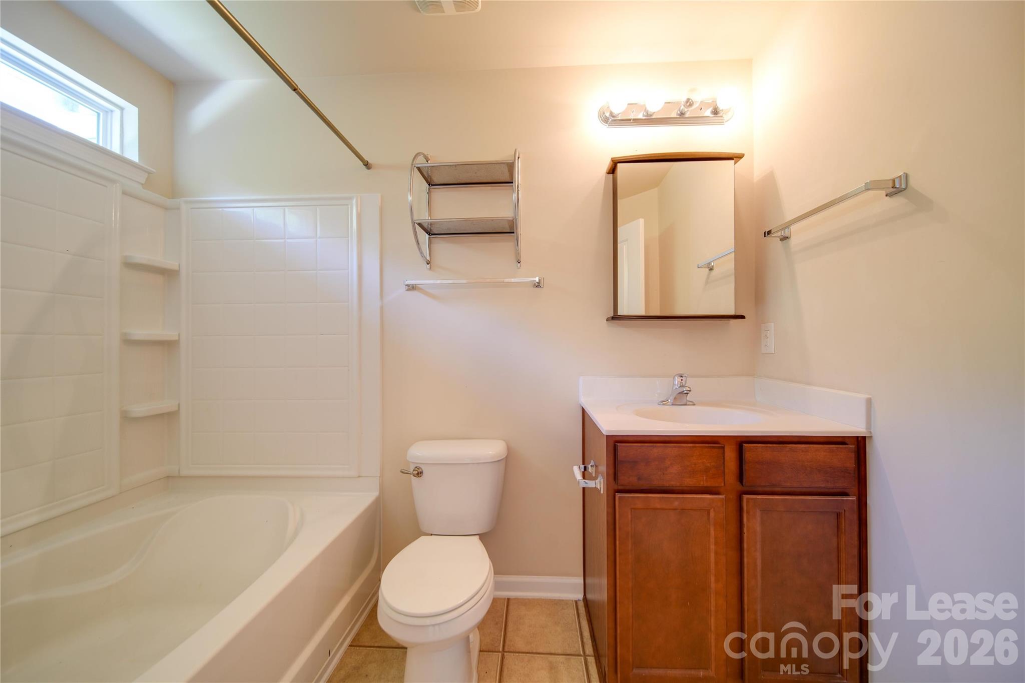4415961 Property Photo 33