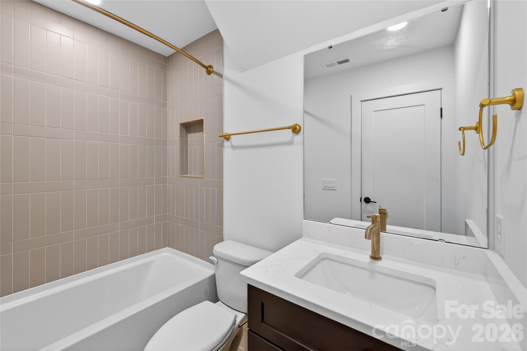 1013 Carter Avenue 34 Property Photo 12