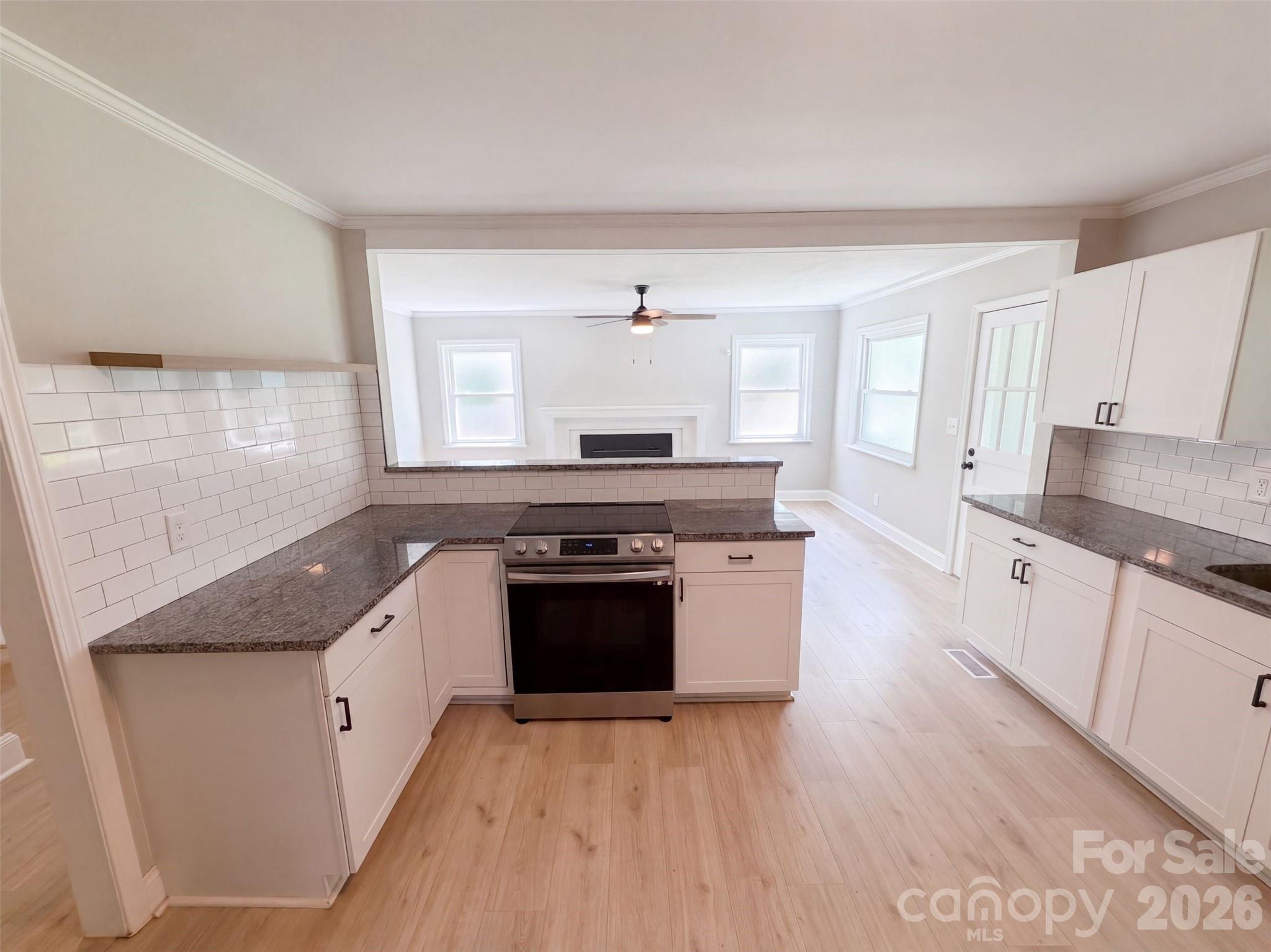 8519 Denbur Drive Property Photo 9