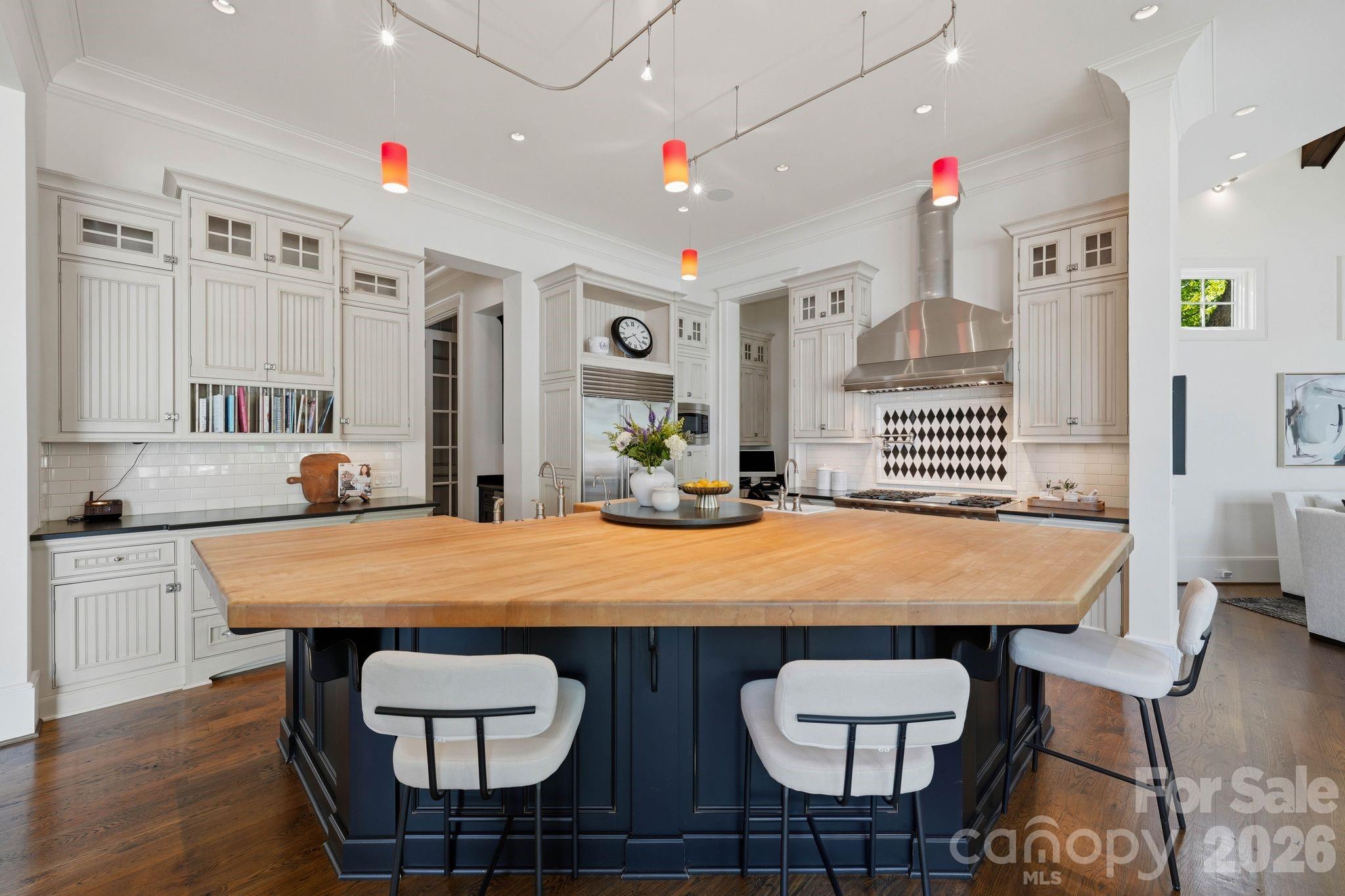 18802 Balmore Pines Lane Property Photo 7
