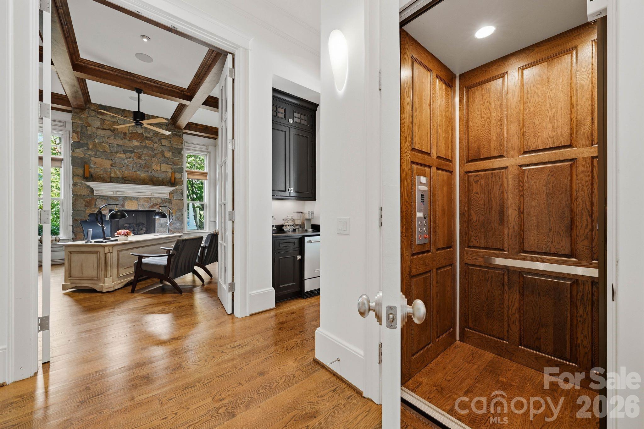 18802 Balmore Pines Lane Property Photo 14