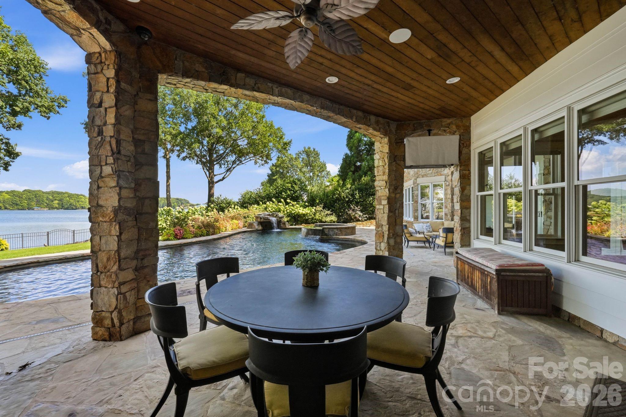 18802 Balmore Pines Lane Property Photo 36
