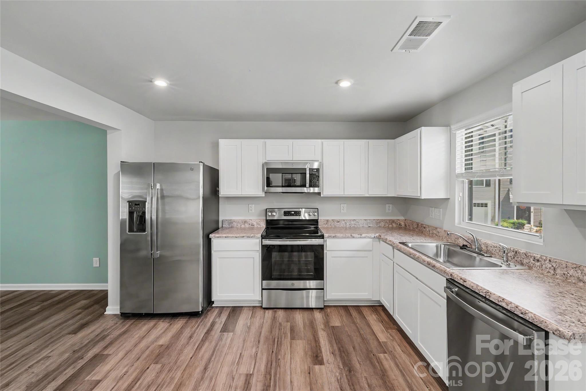 6042 Cutwater Circle Property Photo 14