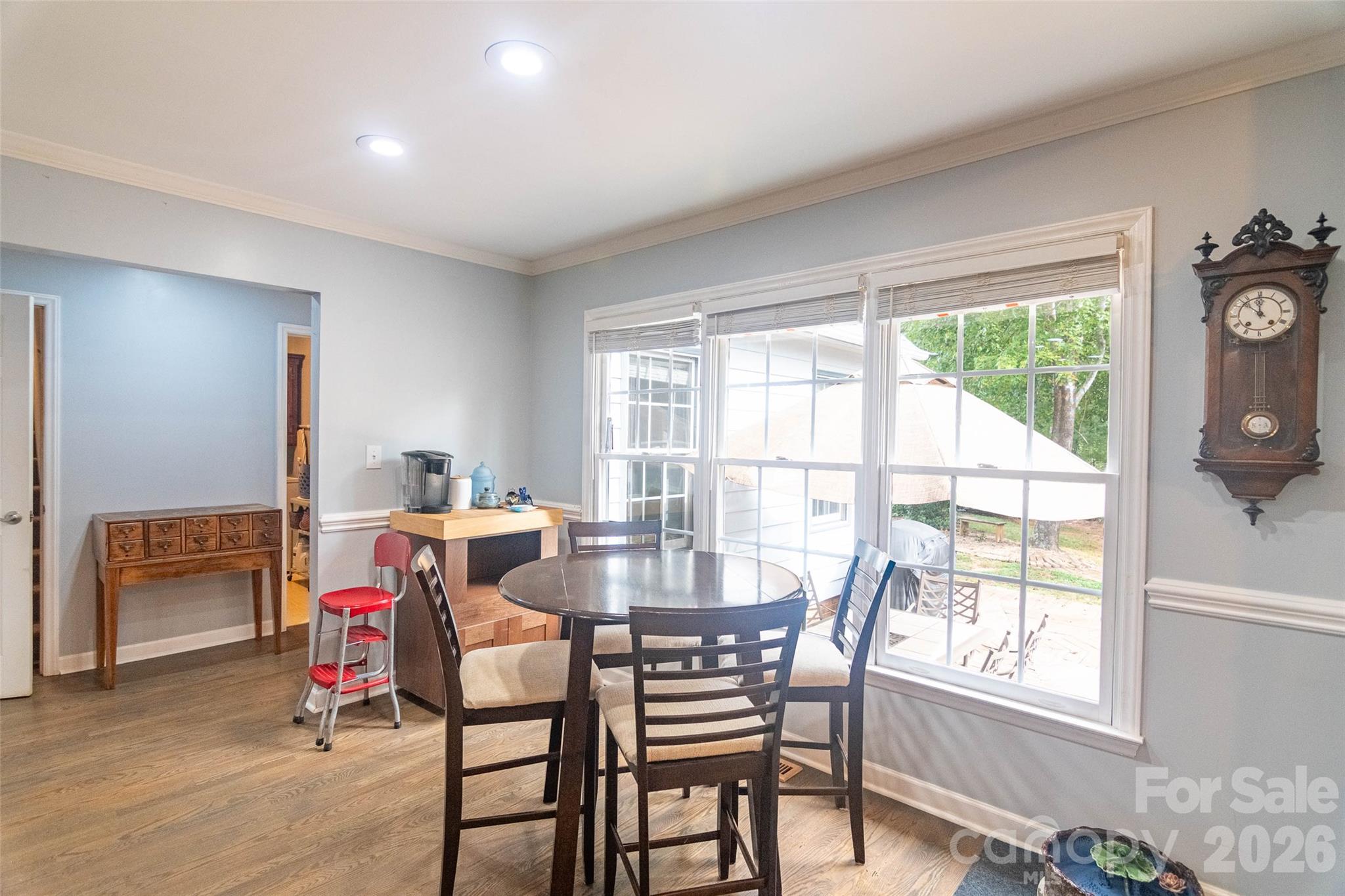 378 Chisholm Trail Property Photo 6
