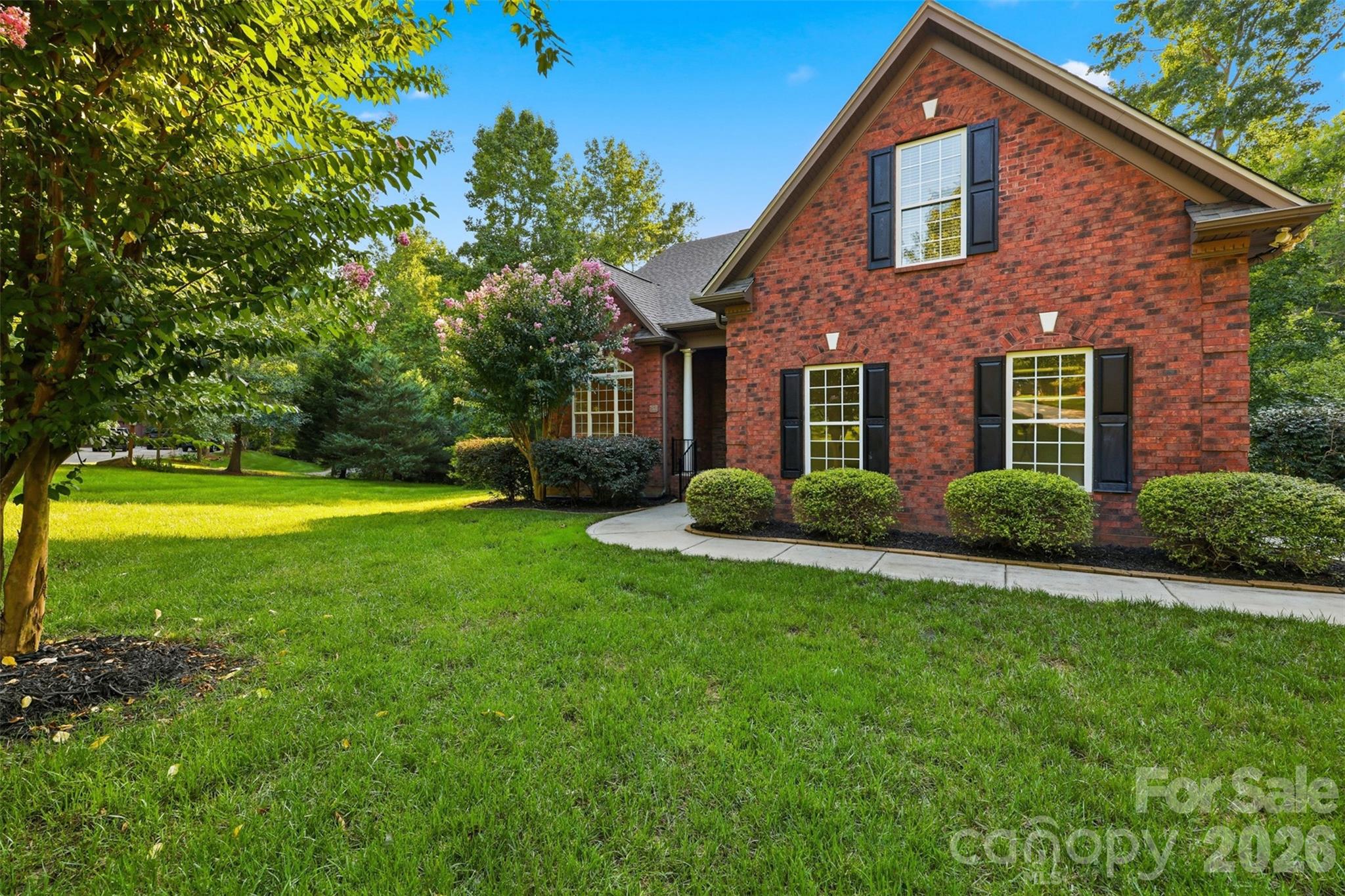 254 Streamside Place Property Photo 2