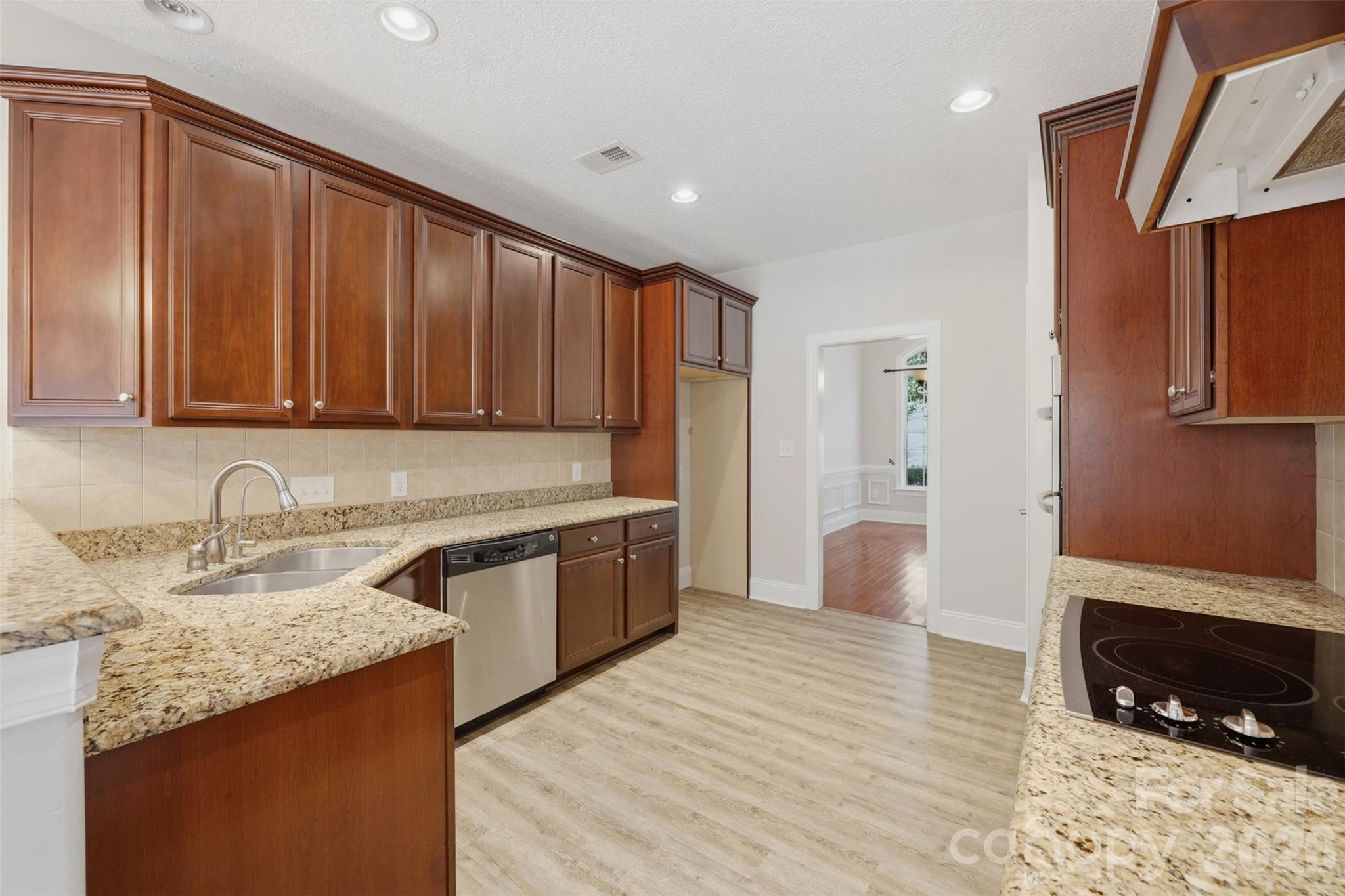 254 Streamside Place Property Photo 11
