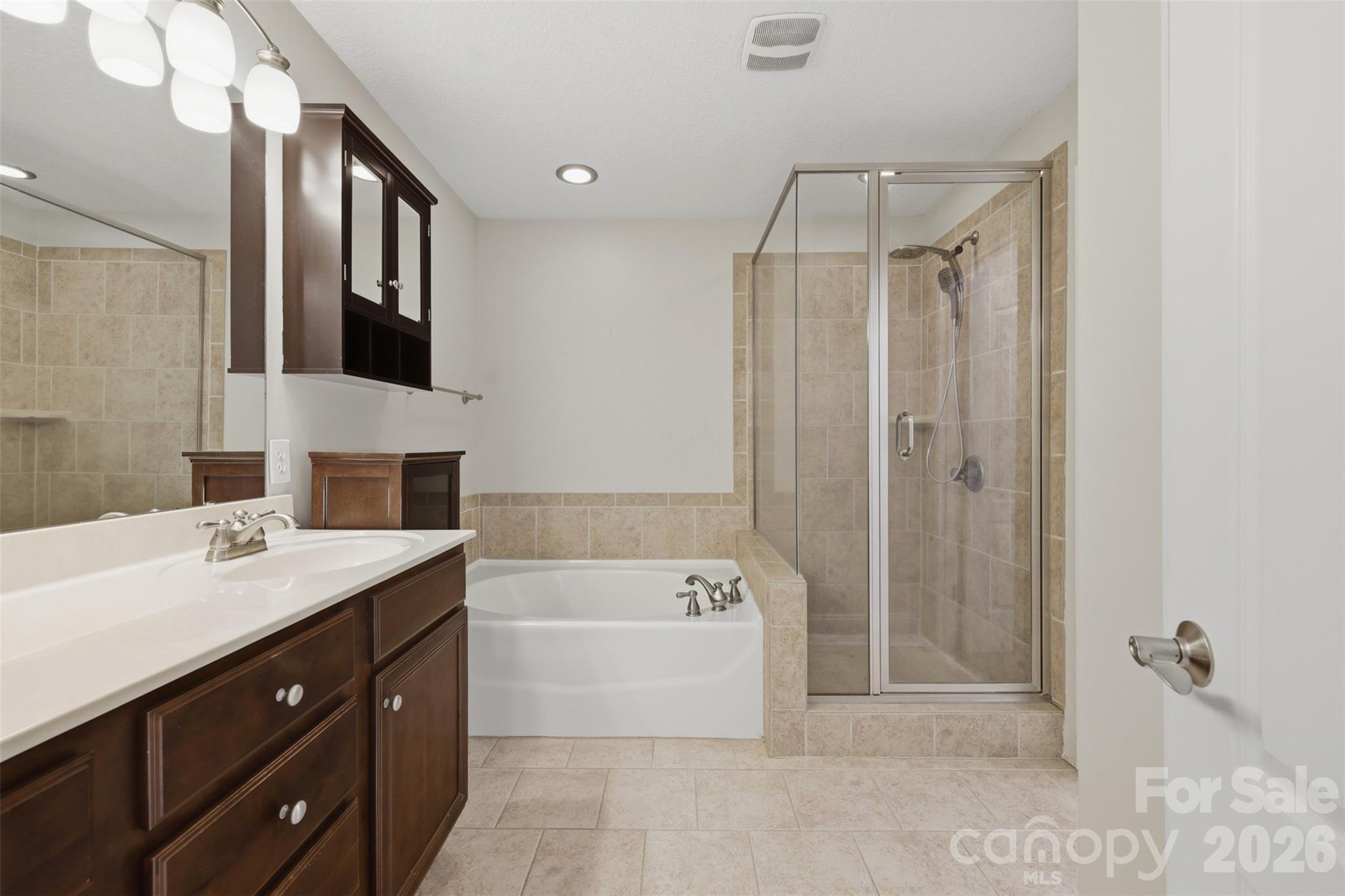 254 Streamside Place Property Photo 25