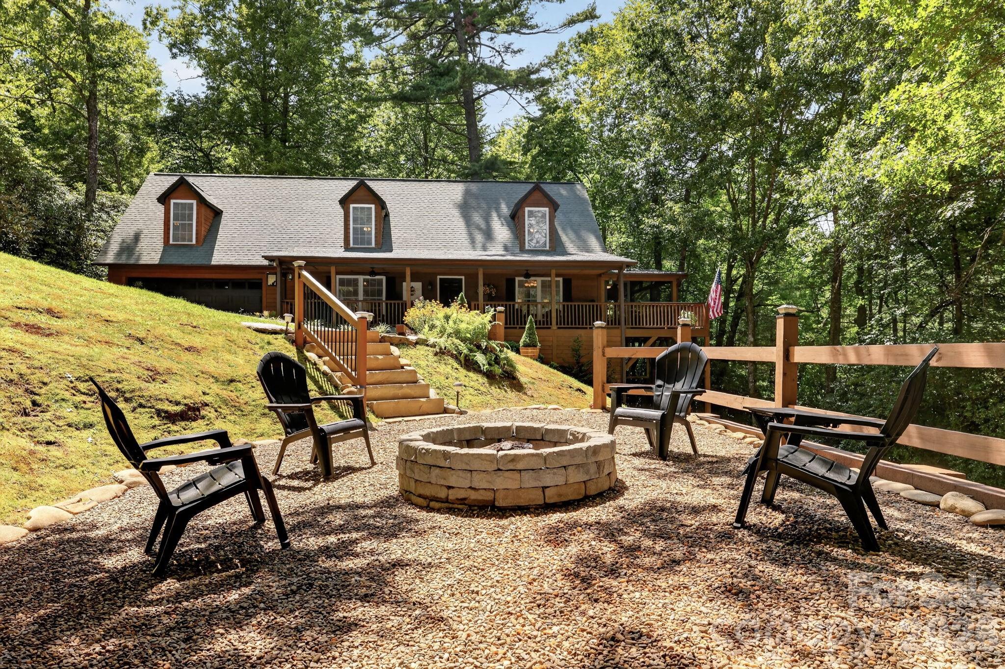 130 Cherokee Circle Property Photo 3