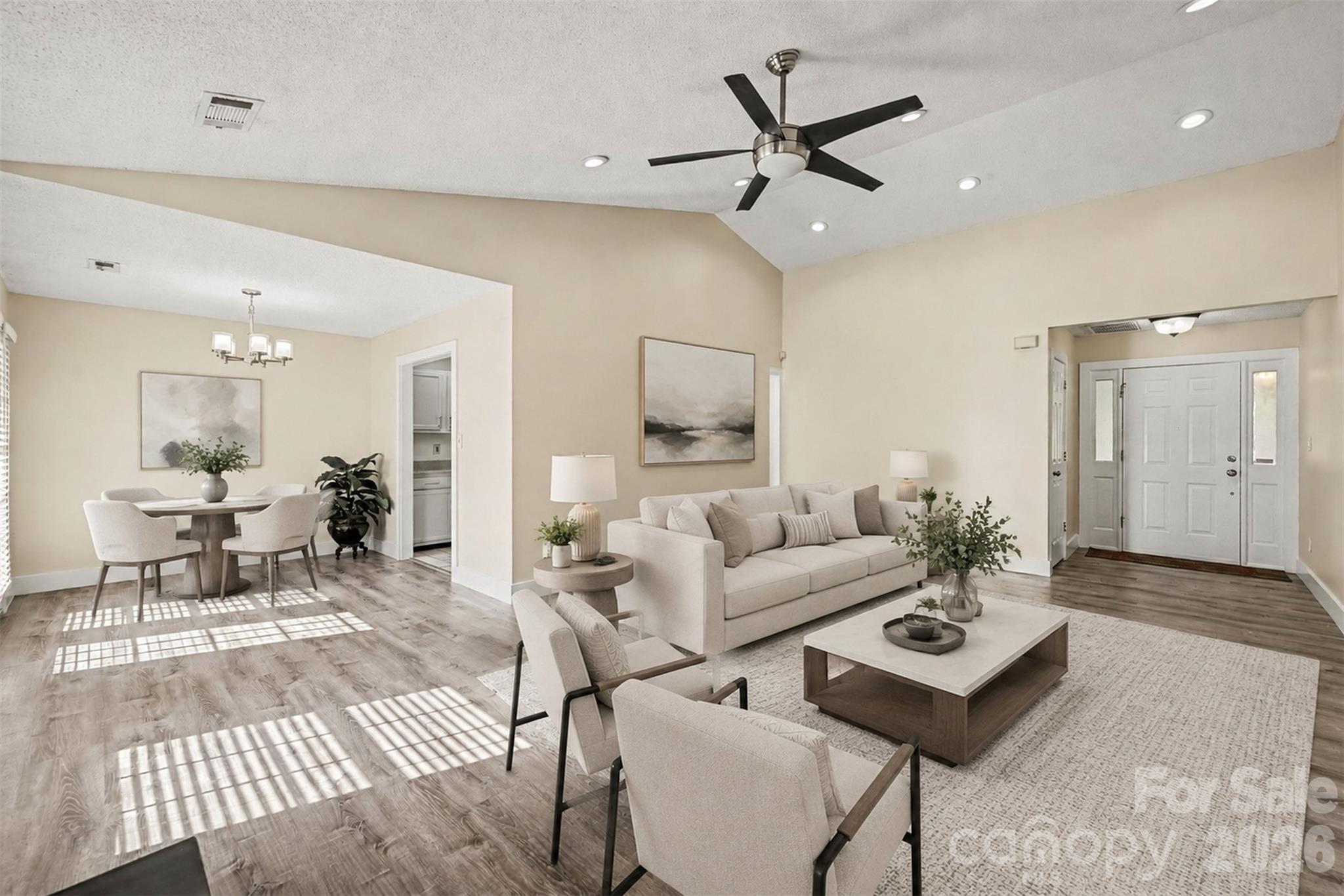 10117 Crayton Drive Property Photo 4
