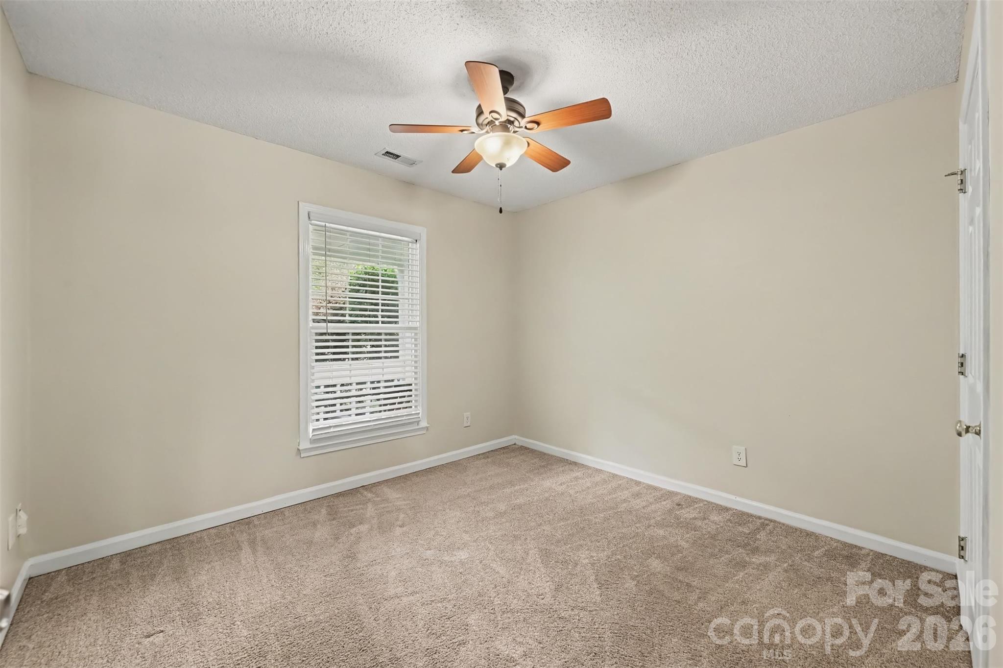 10117 Crayton Drive Property Photo 13