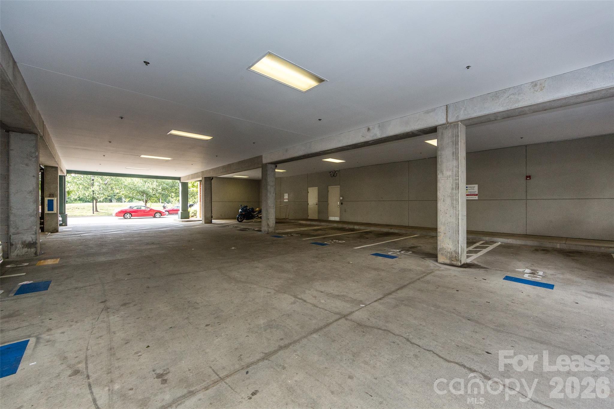 626 N Graham Street 308 Property Photo 25