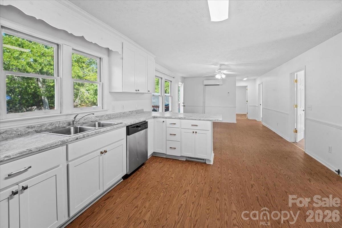 505 Addor Road Property Photo 8