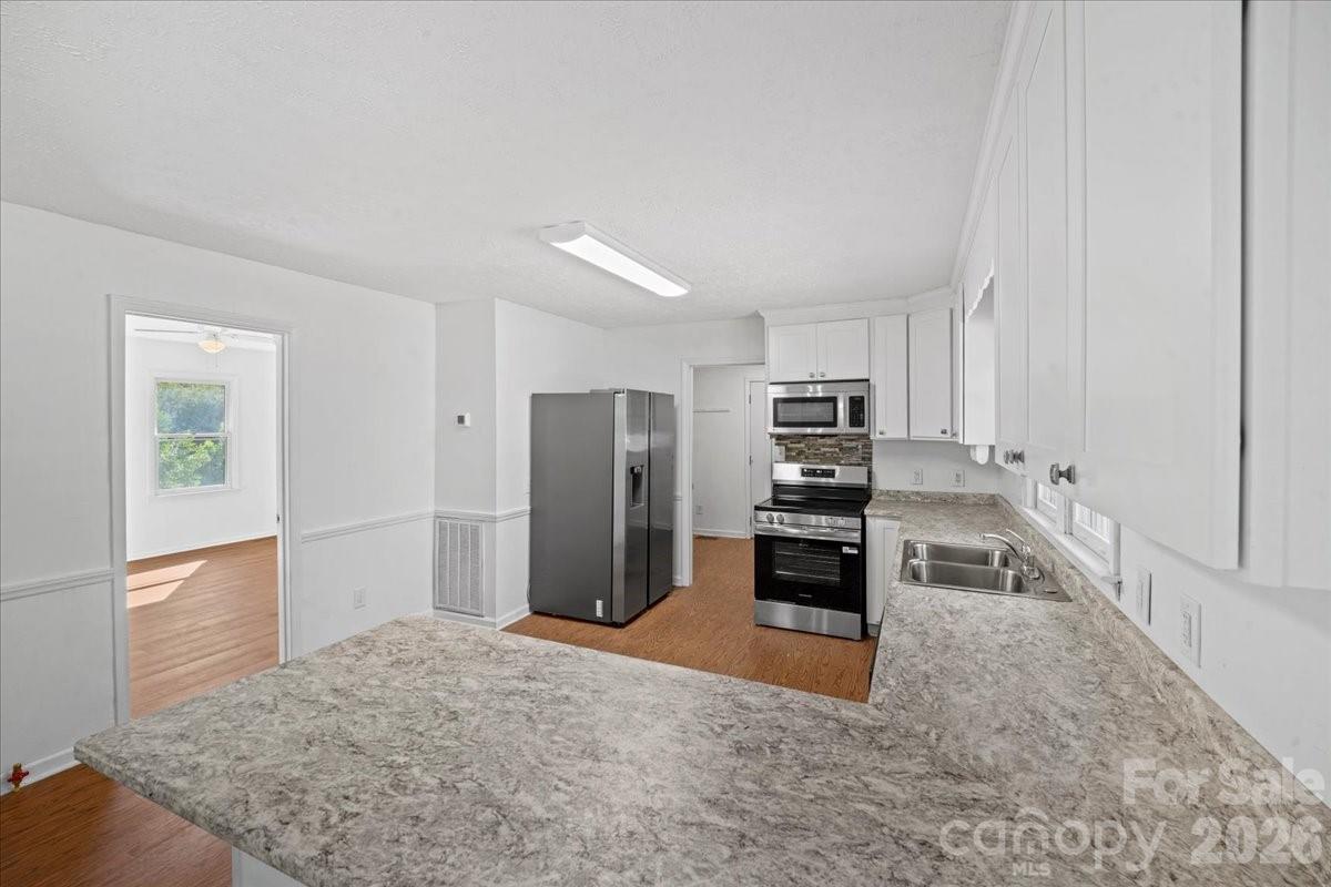 505 Addor Road Property Photo 10