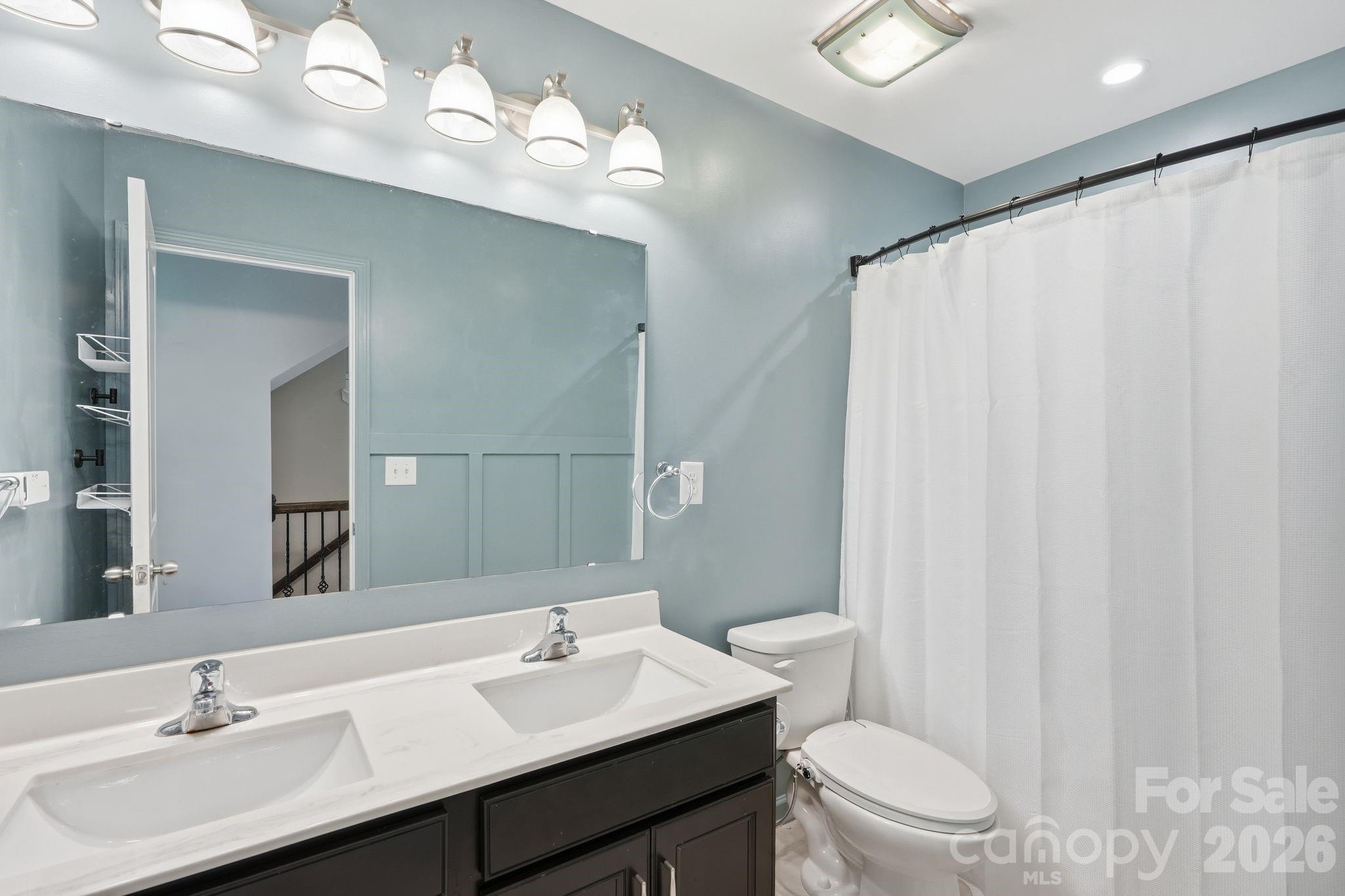 607 Winter Walk Lane Property Photo 29
