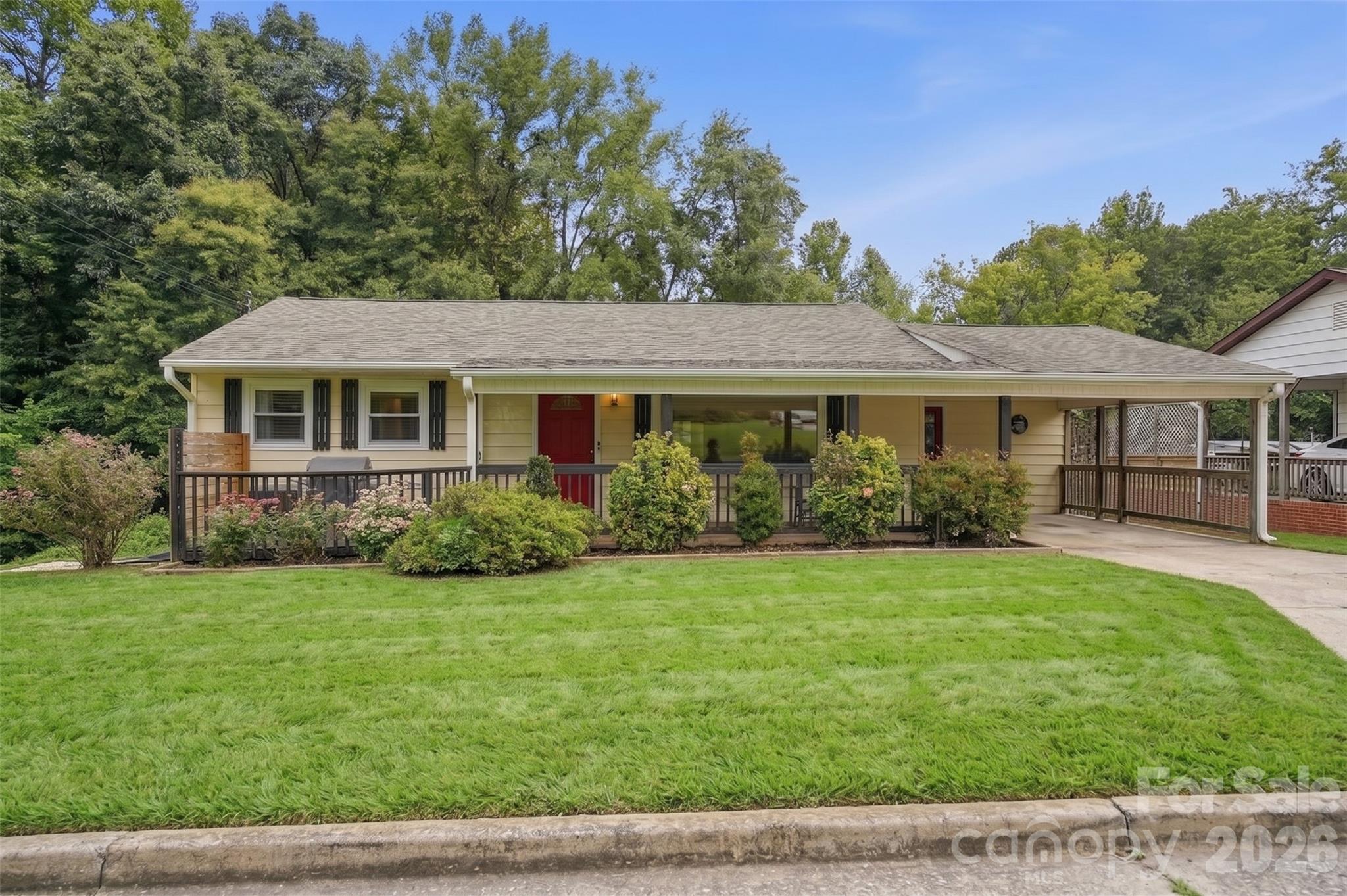 1326 Washington Lane Property Photo 1