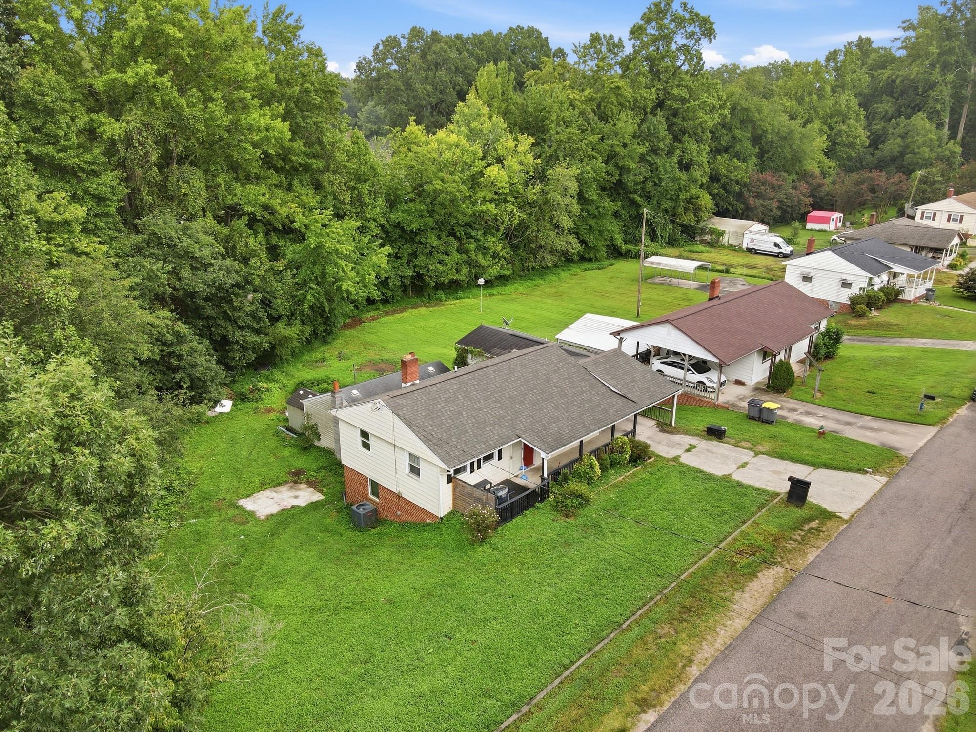 1326 Washington Lane Property Photo 14