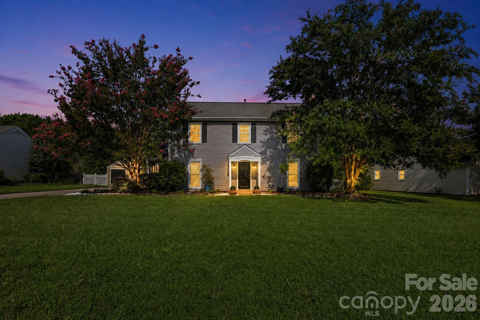 12200 Bay Tree Way Property Photo 2