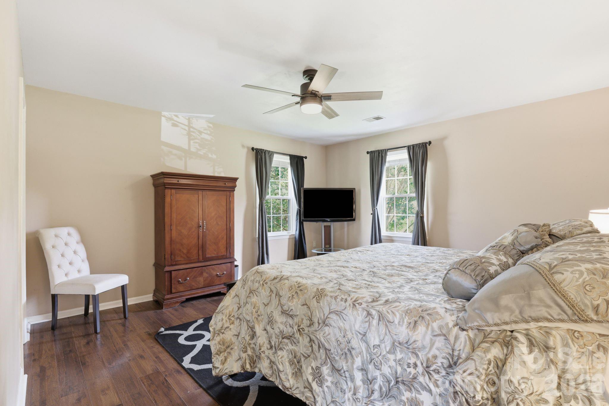 12200 Bay Tree Way Property Photo 16
