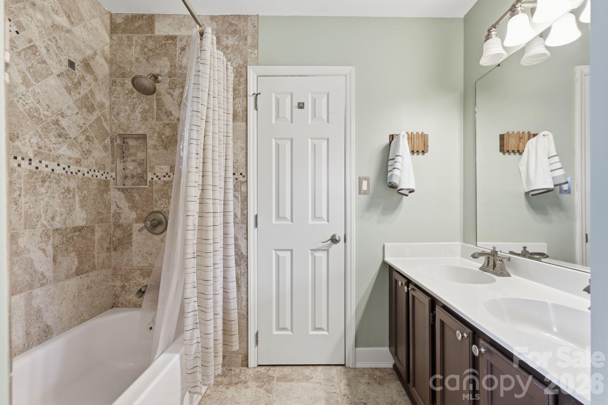 12200 Bay Tree Way Property Photo 20
