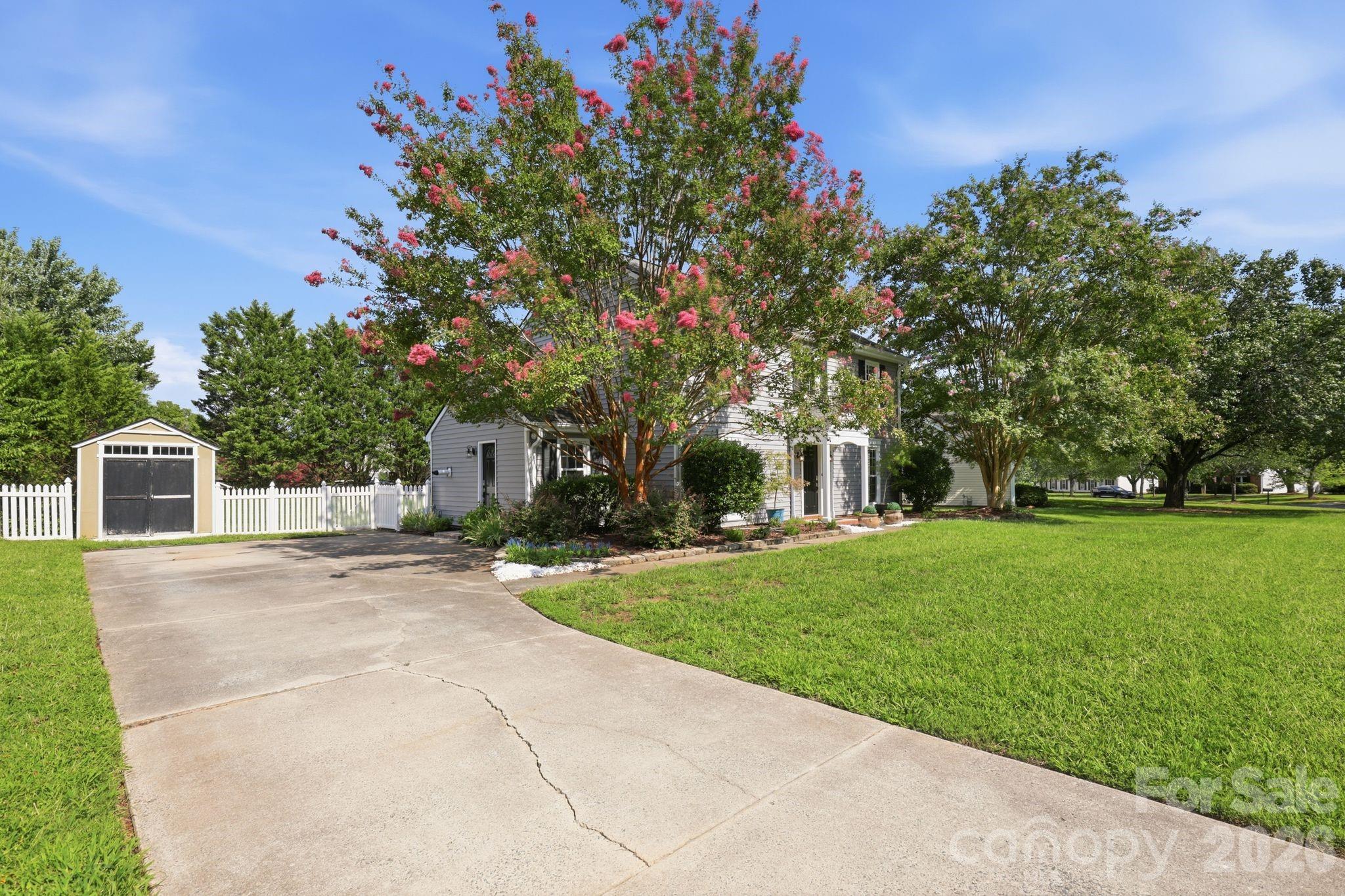12200 Bay Tree Way Property Photo 32