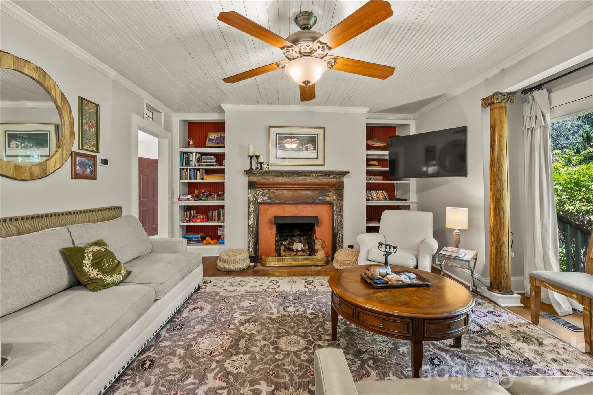 520 Esseola Street Property Photo 6