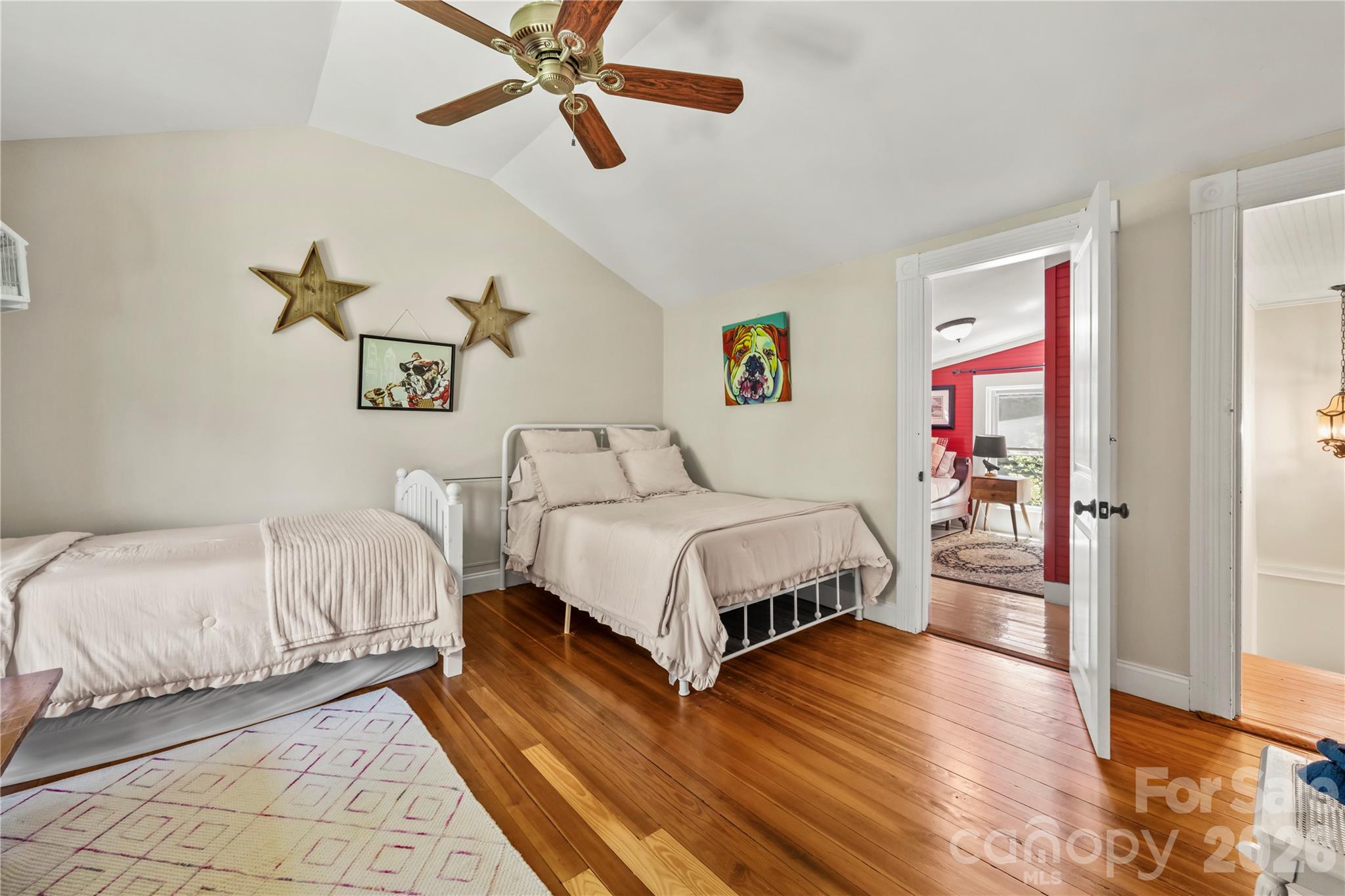 520 Esseola Street Property Photo 15