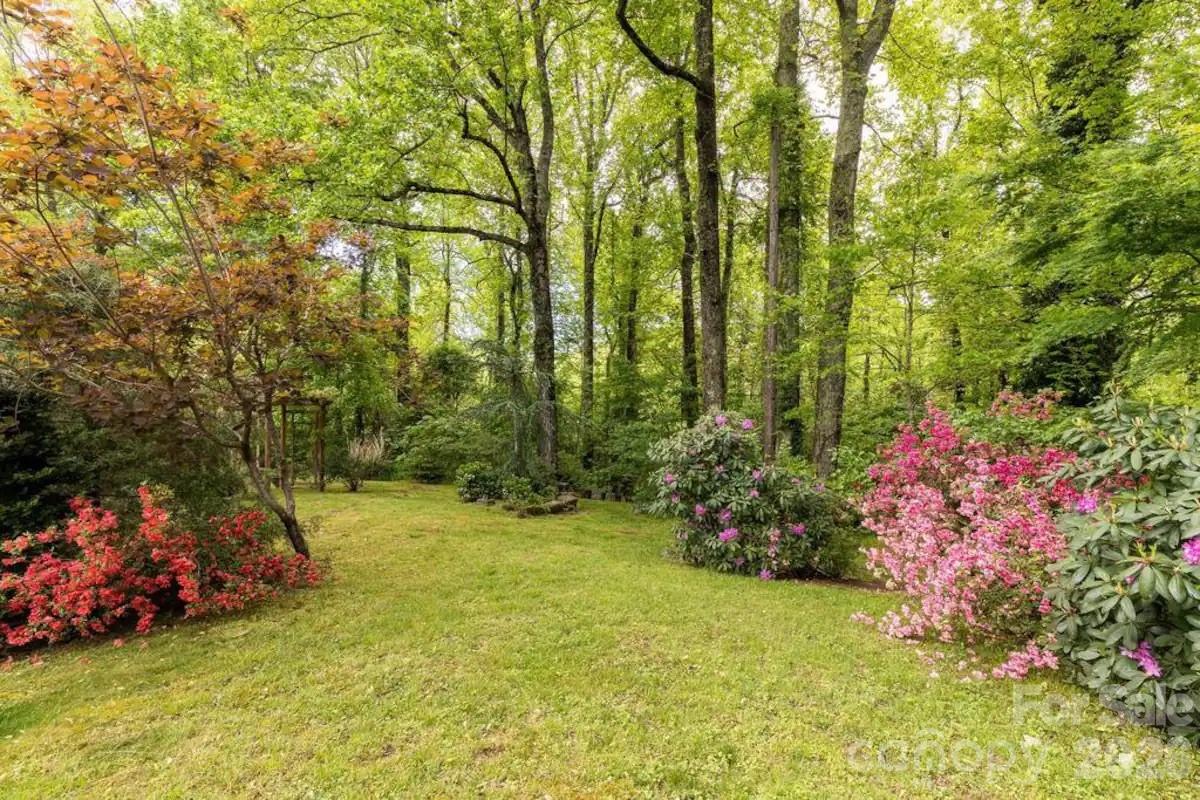 520 Esseola Street Property Photo 39