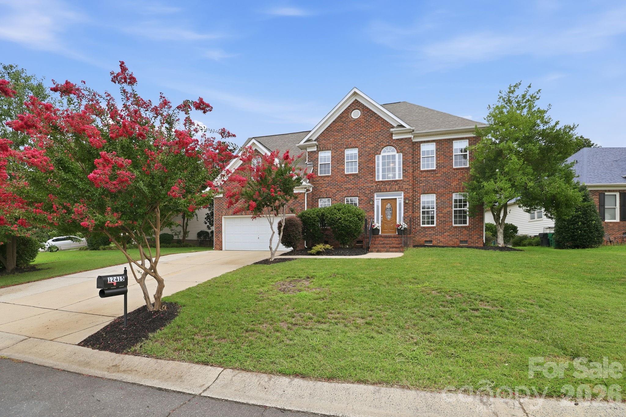 12415 Oakbriar Lane Property Photo 2