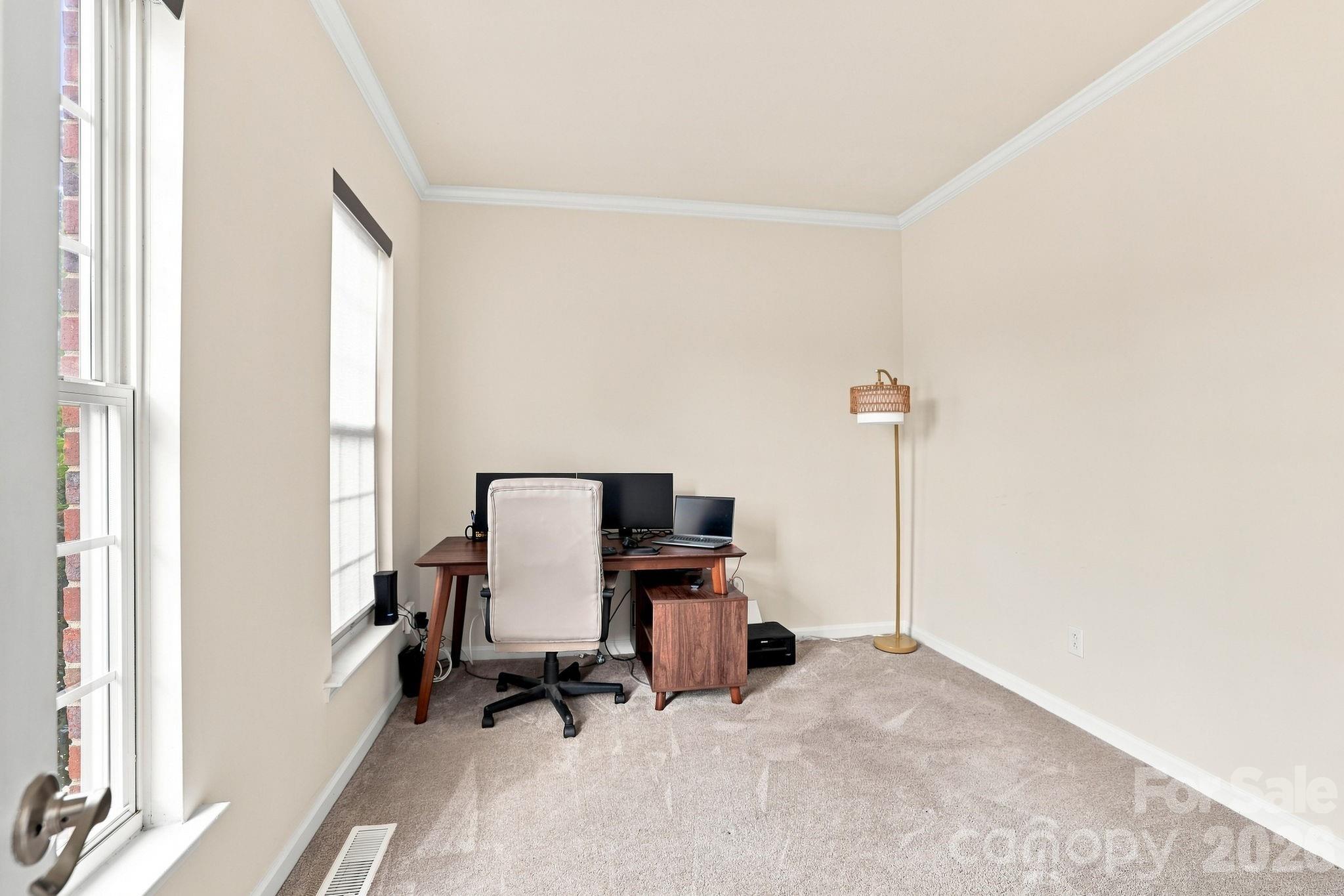 12415 Oakbriar Lane Property Photo 5