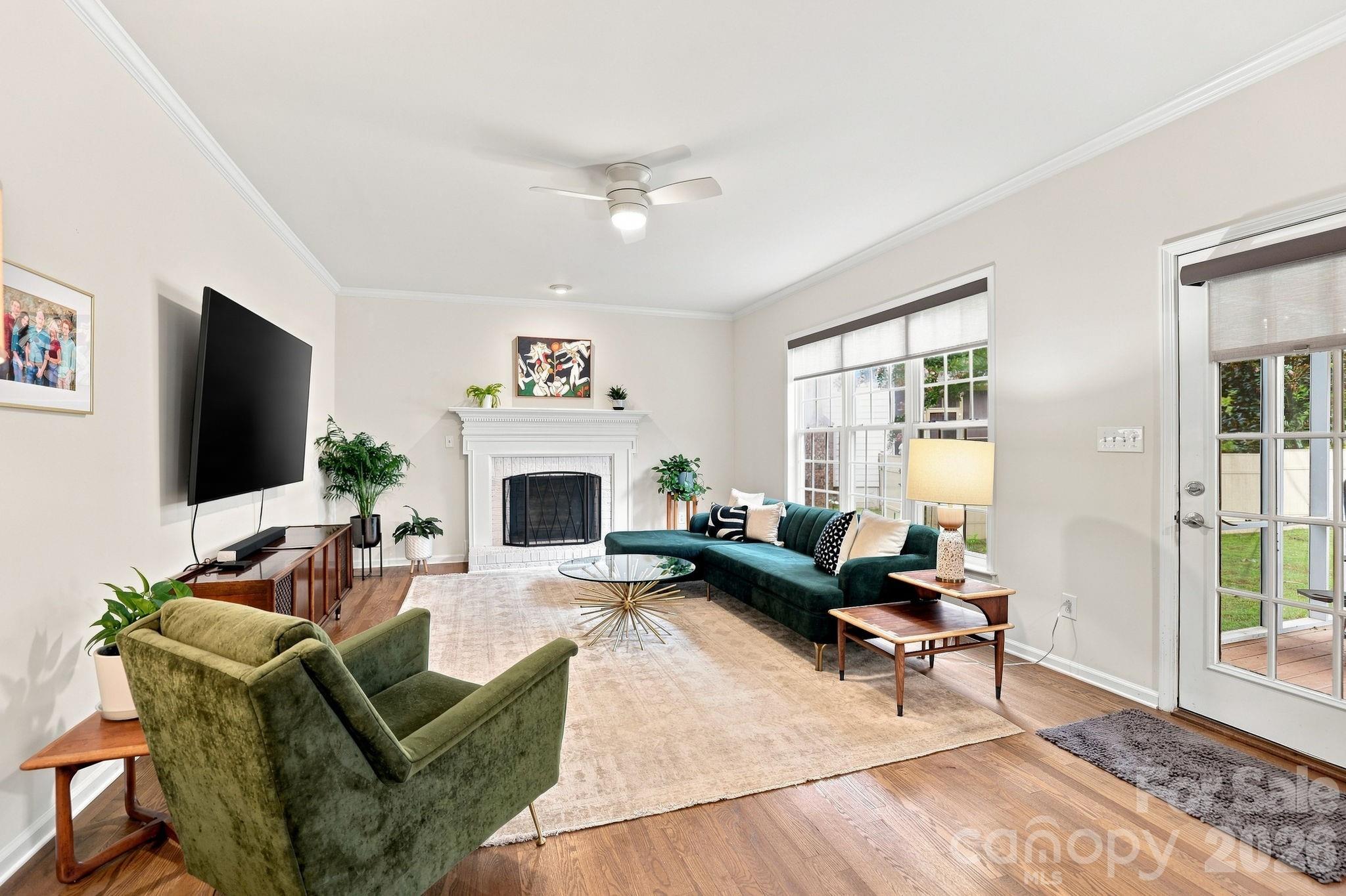 12415 Oakbriar Lane Property Photo 8