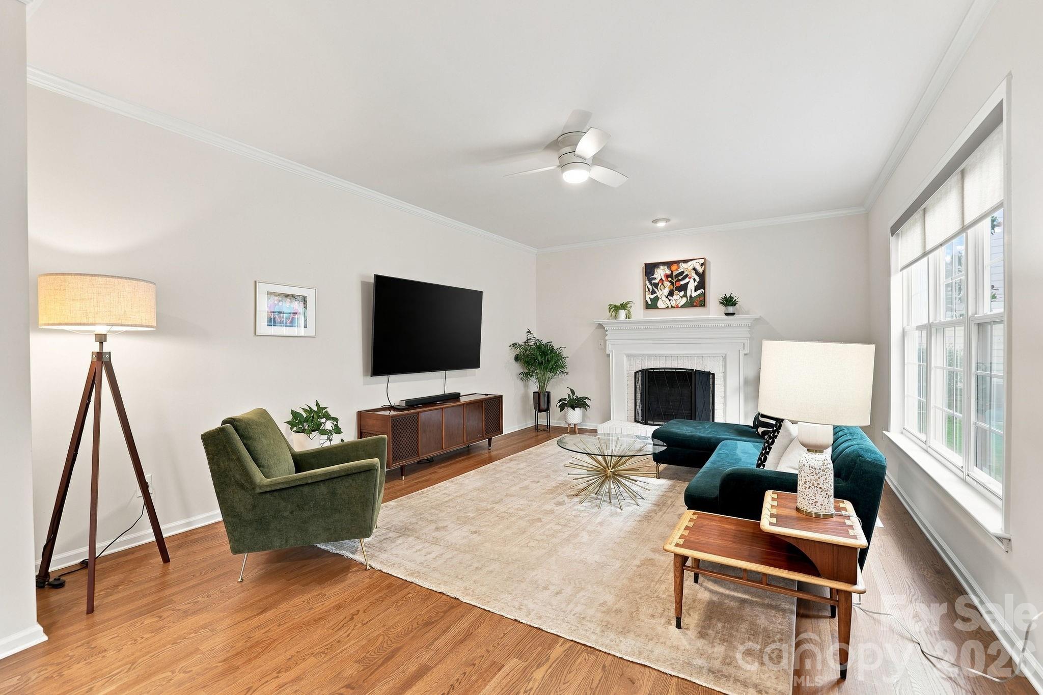 12415 Oakbriar Lane Property Photo 9
