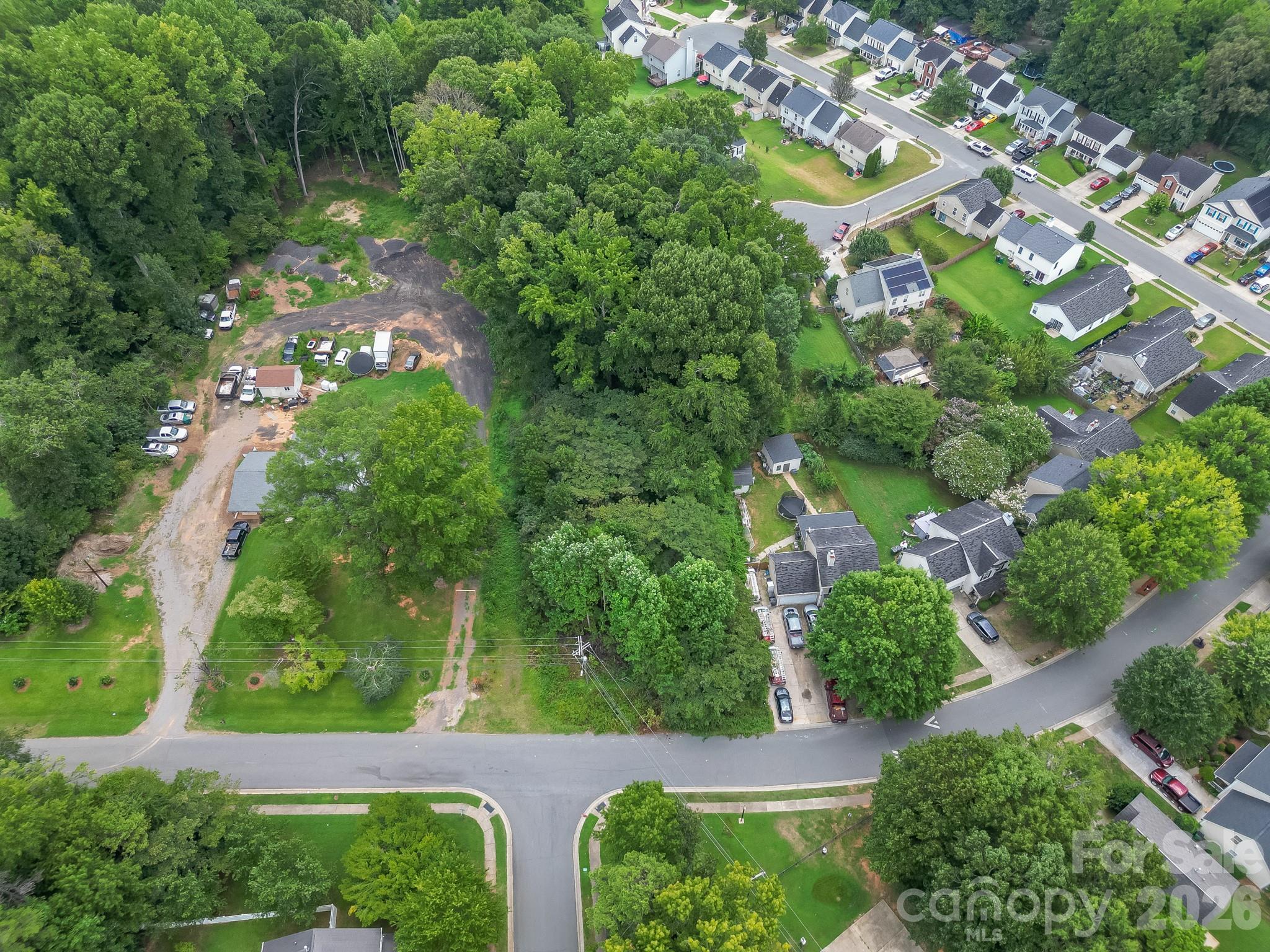 3229 James Road Property Photo 6