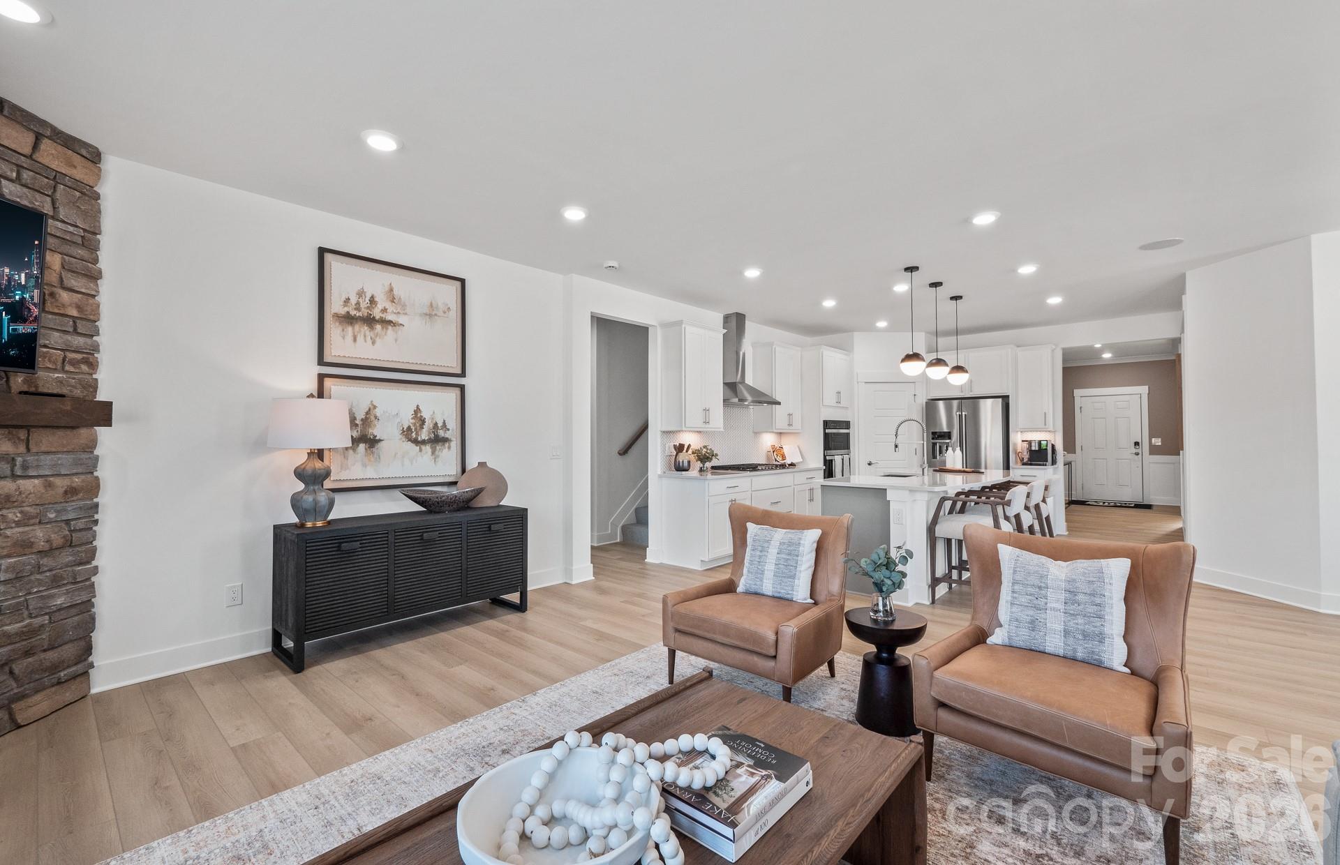 559 Cottage Garden Lane Property Photo 6