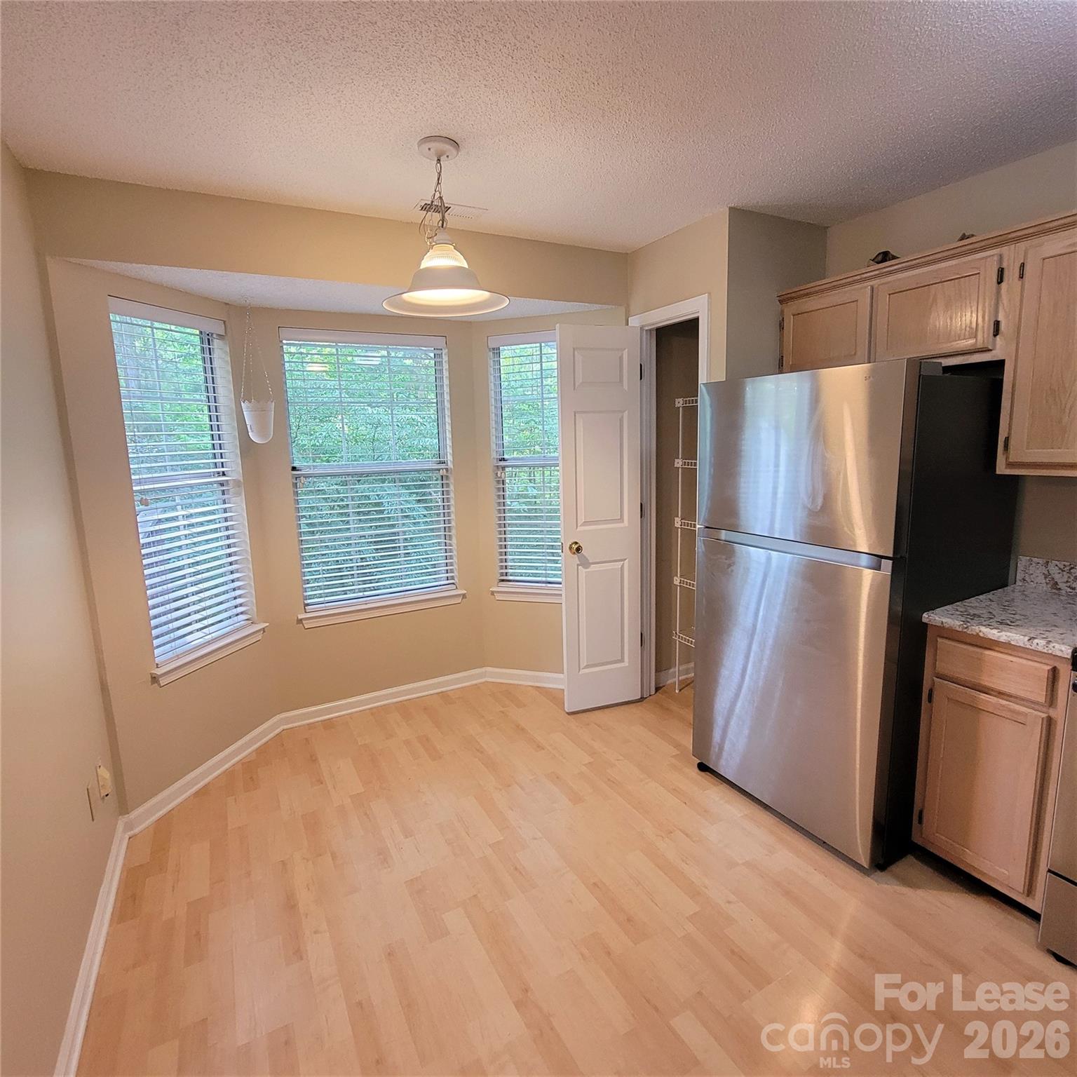 12511 Agate Lane Property Photo 8