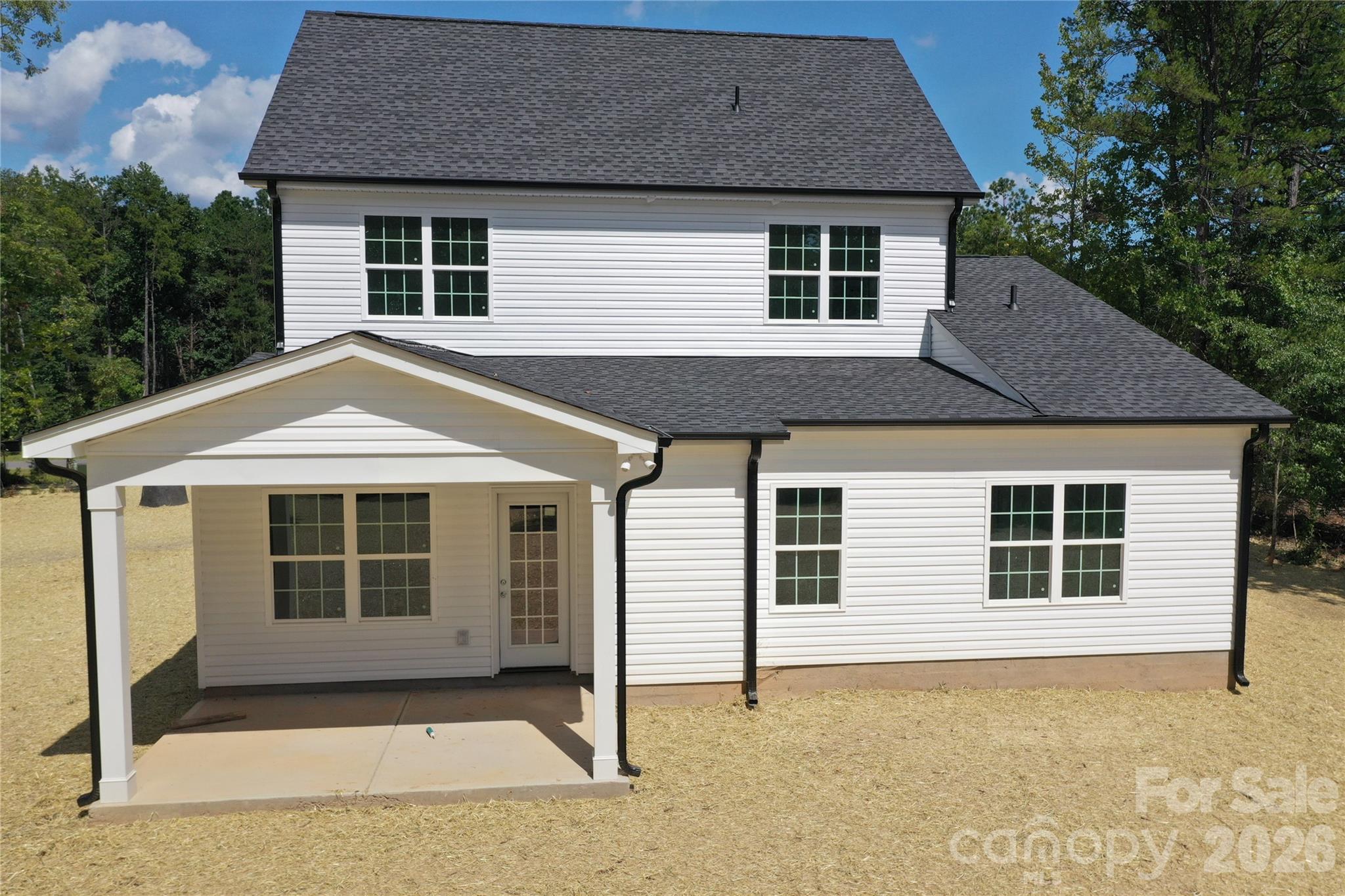 3155 Meadowcrest Drive Property Photo 5