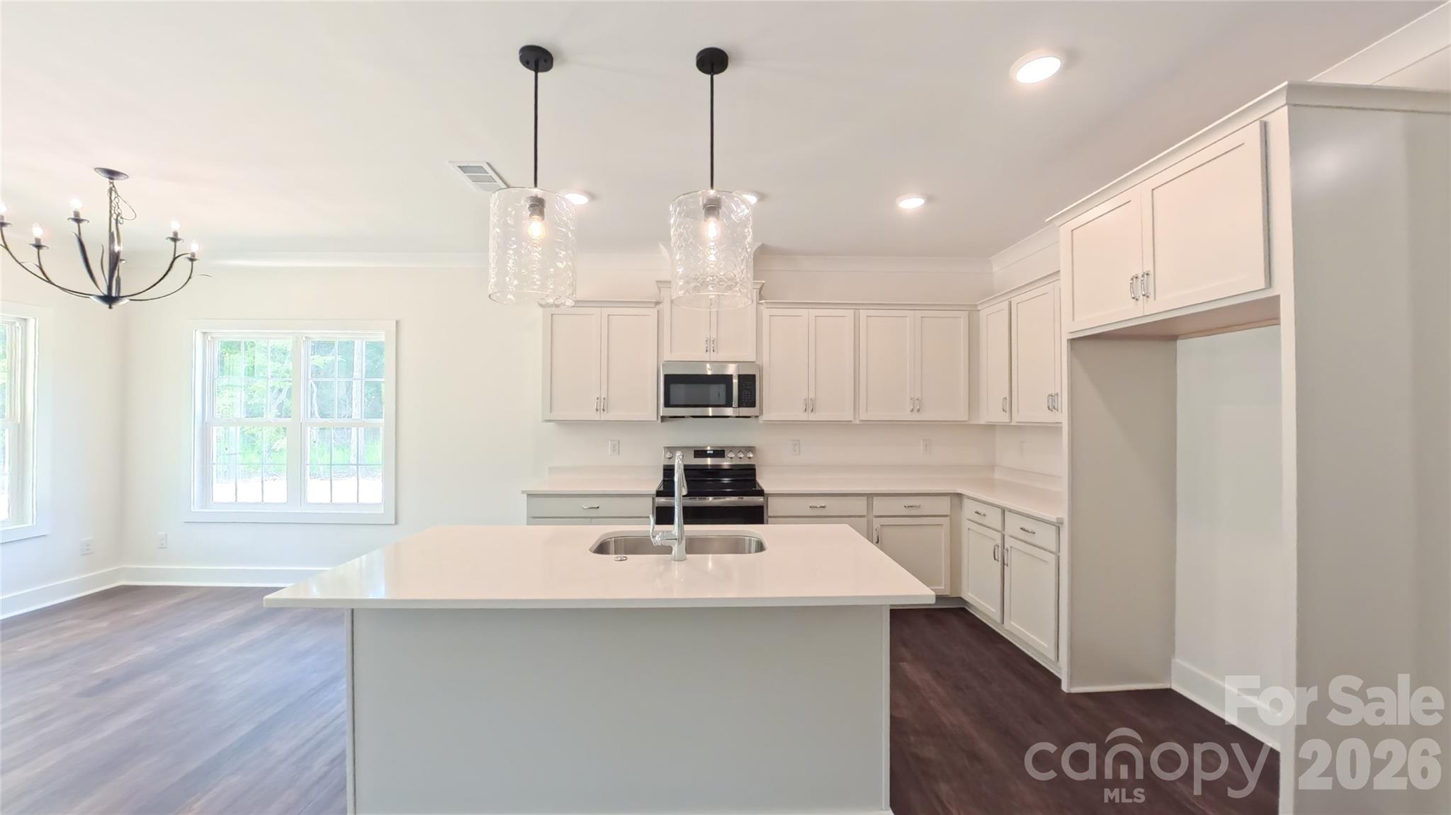 3155 Meadowcrest Drive Property Photo 11