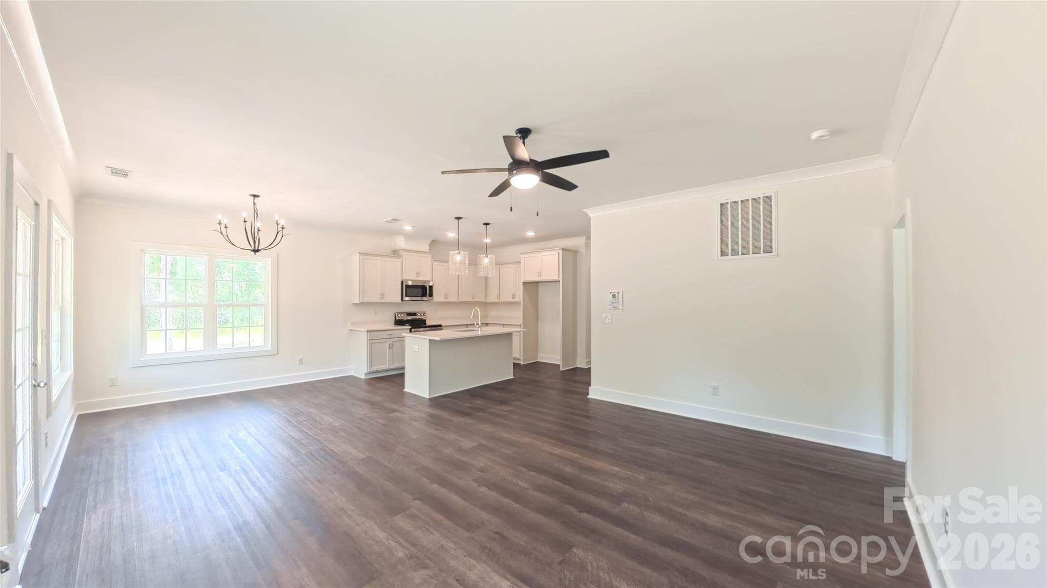 3155 Meadowcrest Drive Property Photo 14