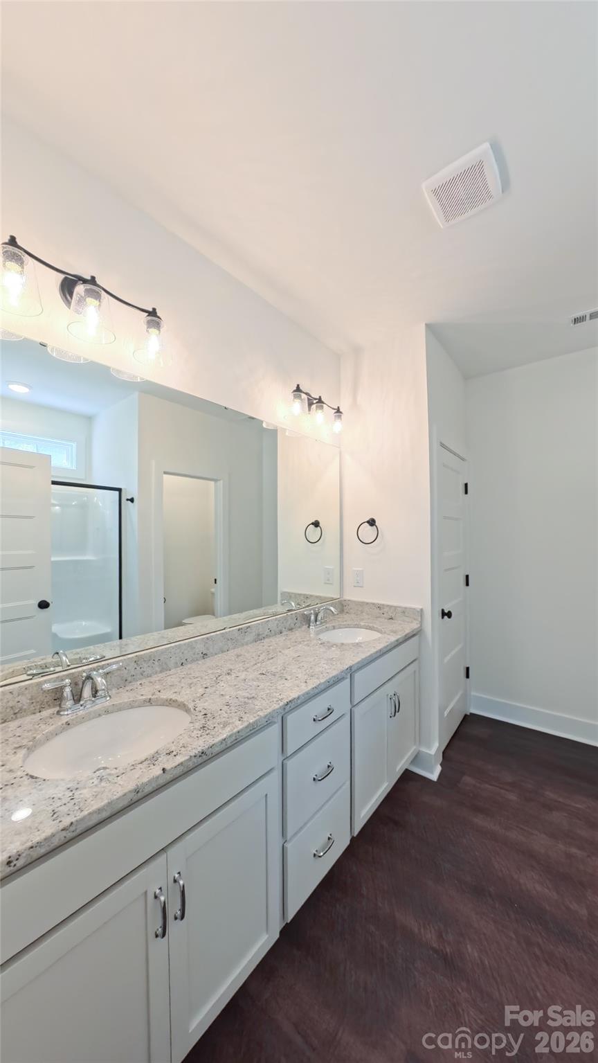 3155 Meadowcrest Drive Property Photo 20