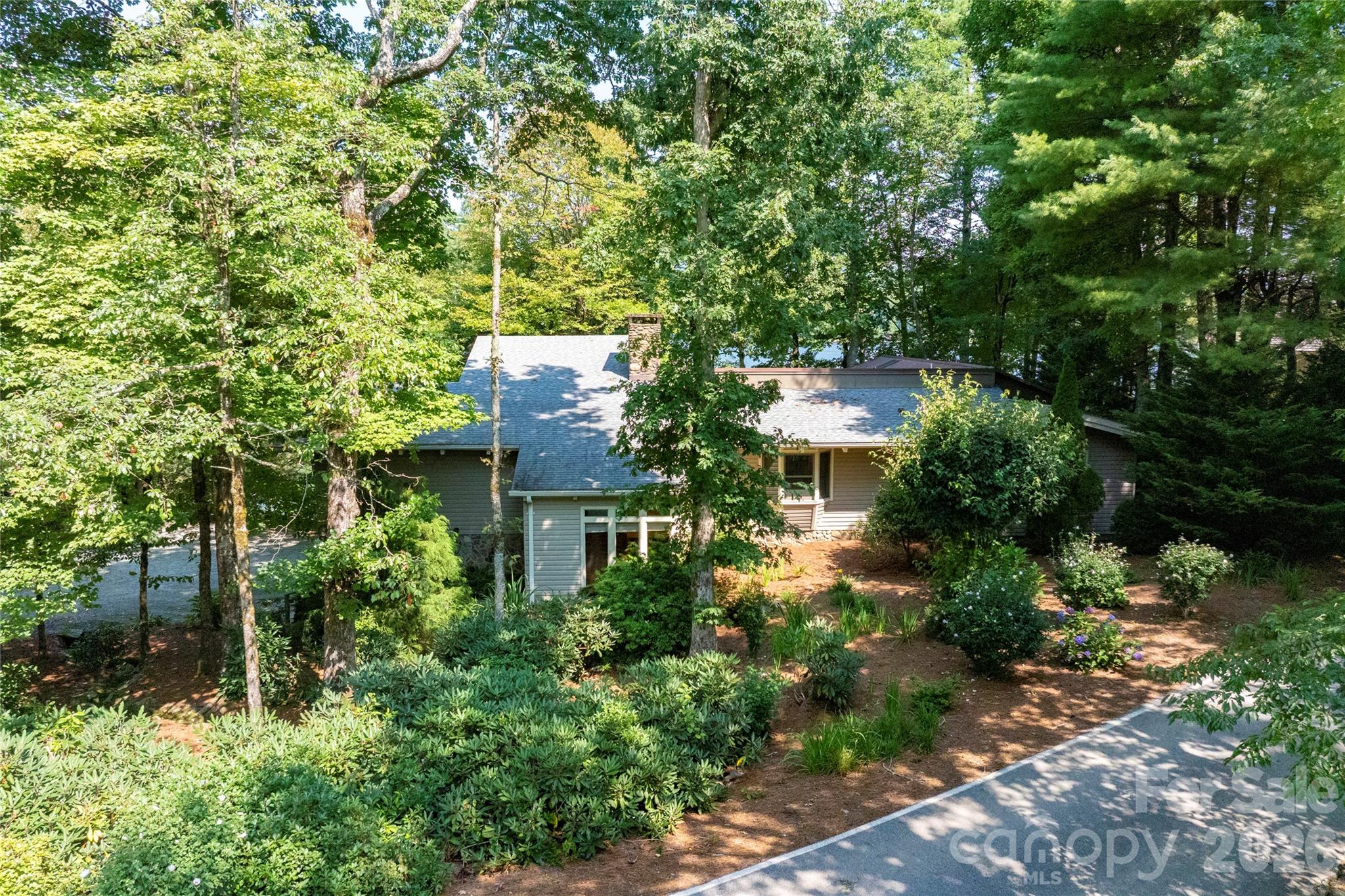 73 Lake Point Drive Property Photo 1