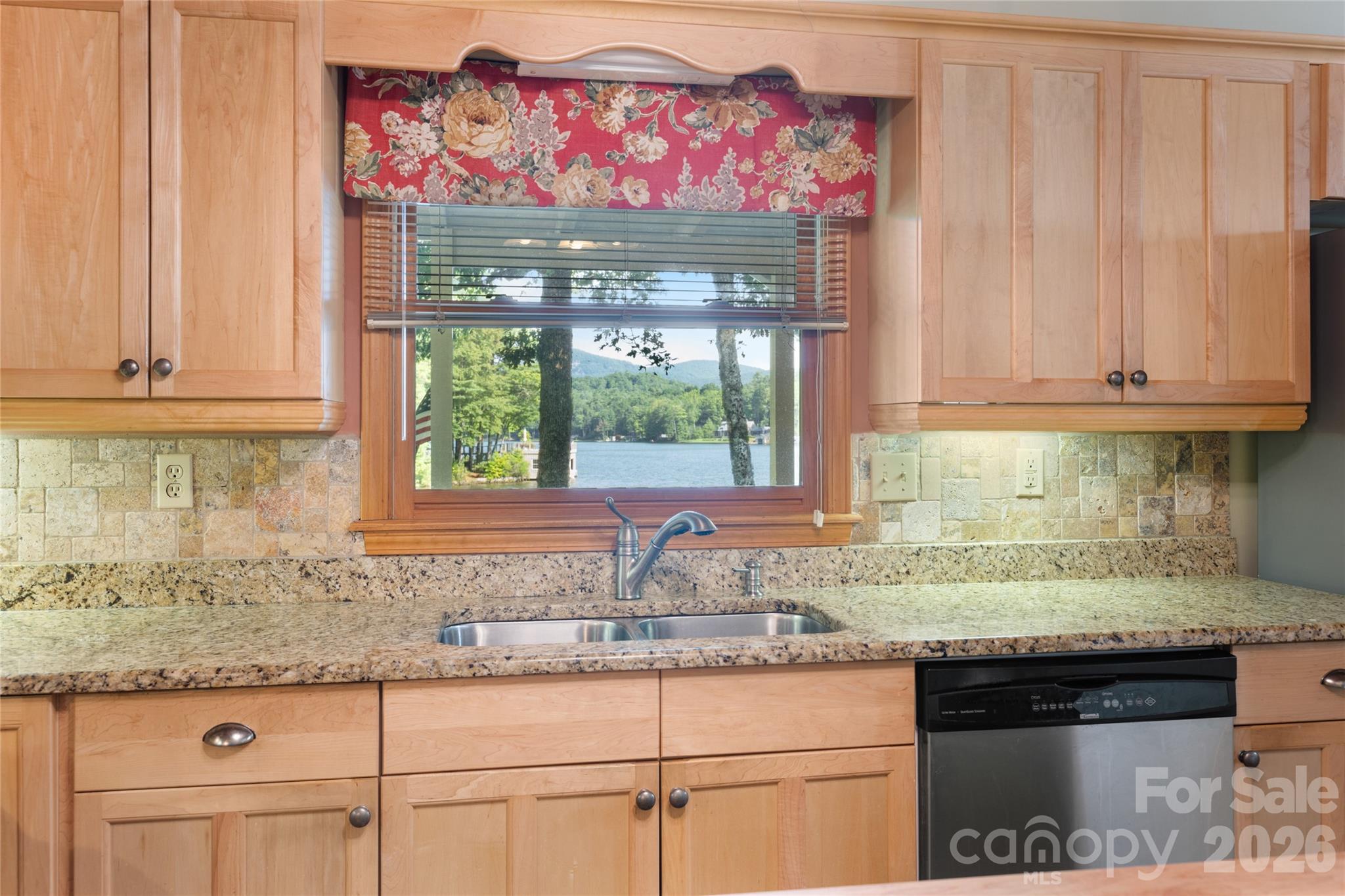 73 Lake Point Drive Property Photo 15