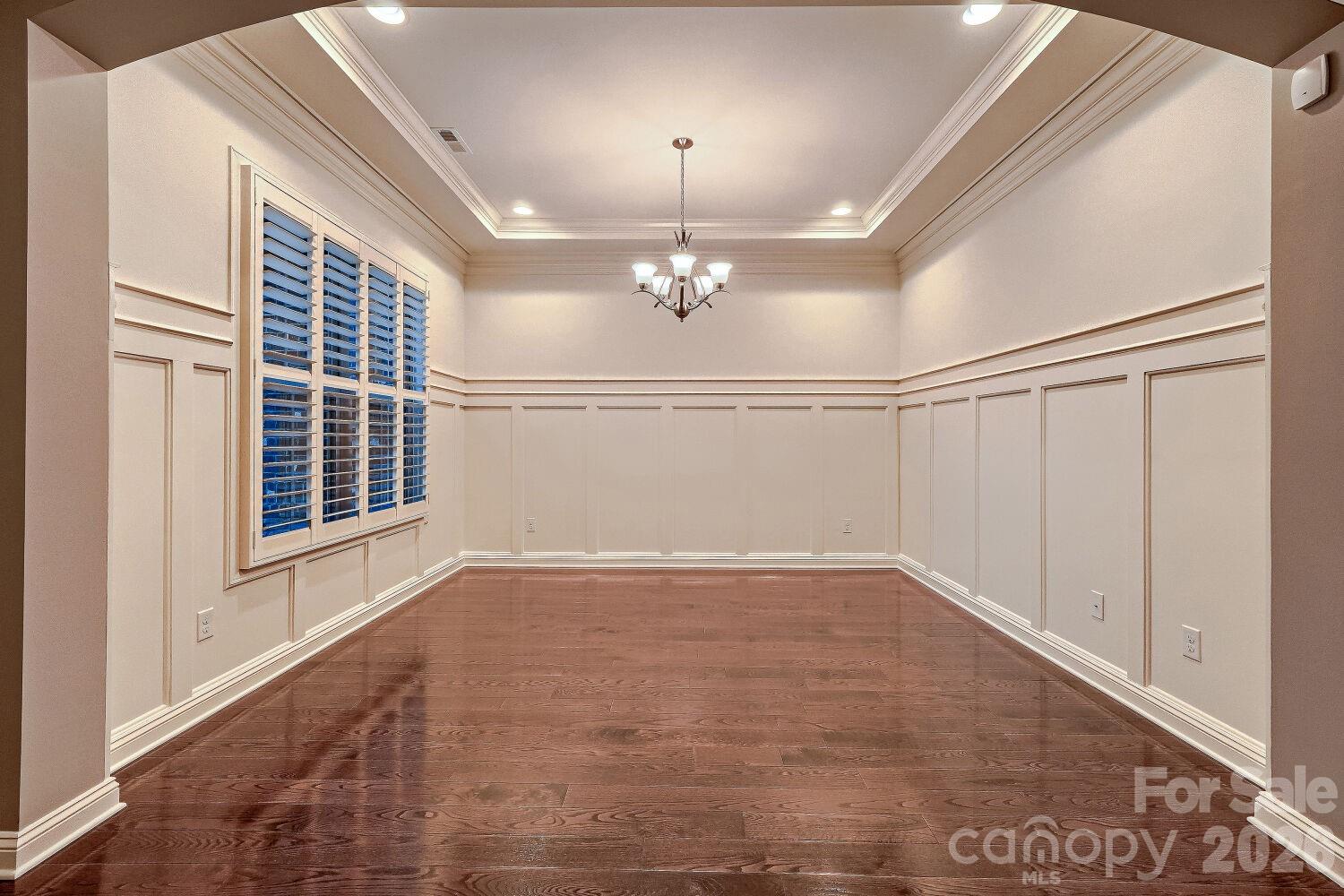 8701 Whitehawk Hill Road Property Photo 5