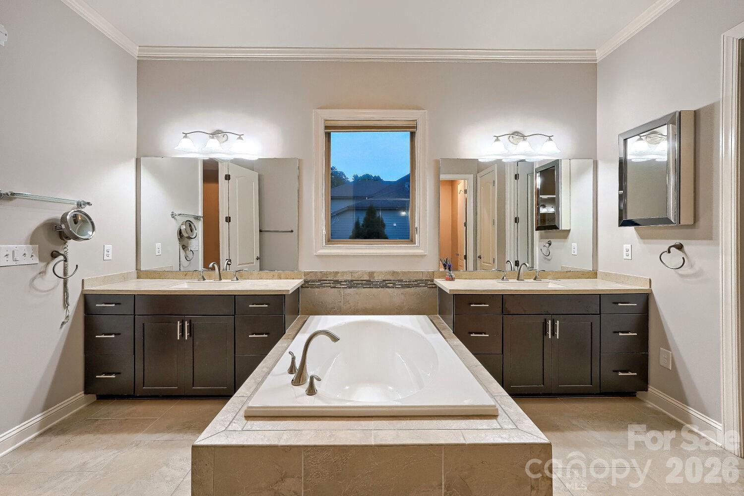 8701 Whitehawk Hill Road Property Photo 21